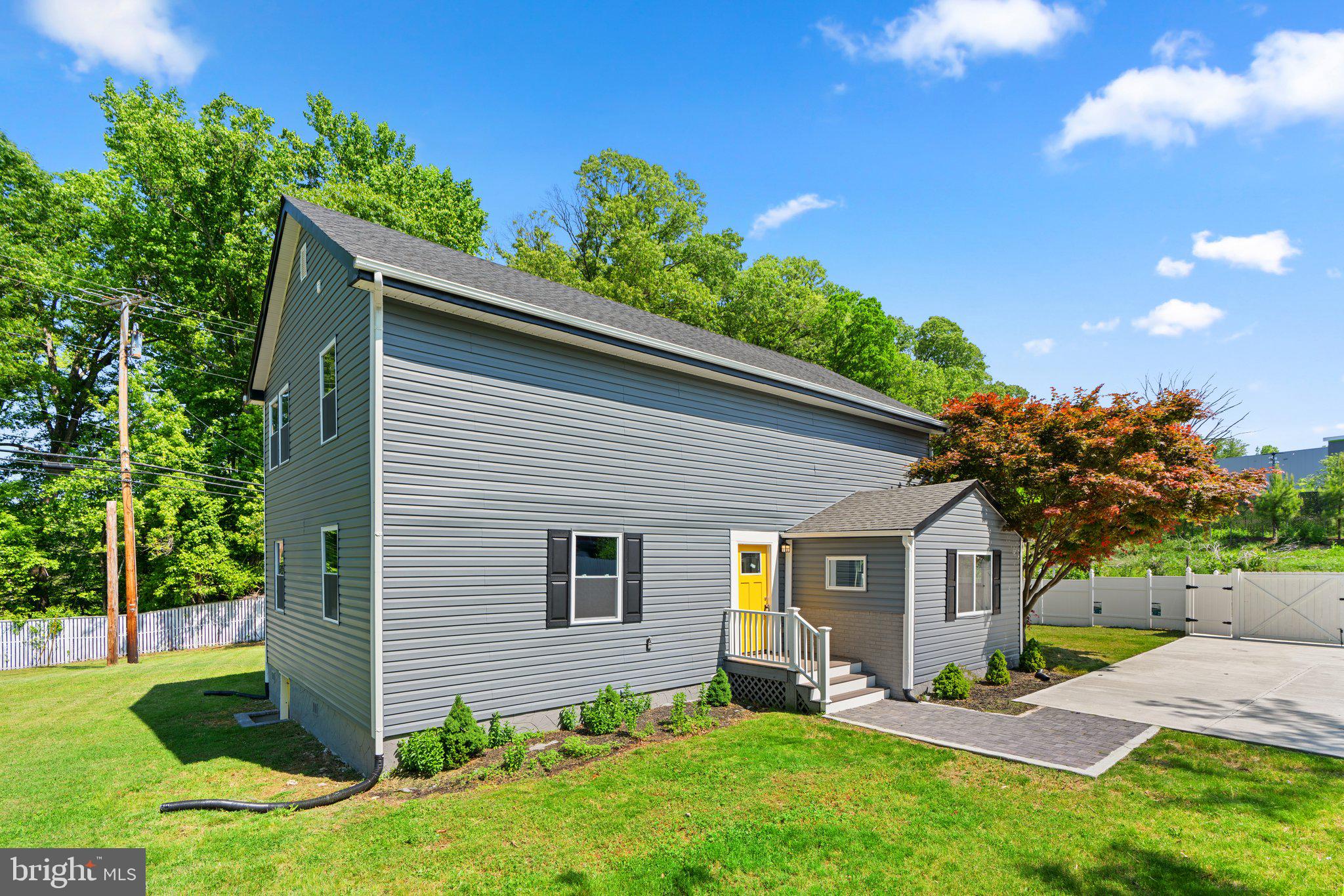 REGULARS - Residential