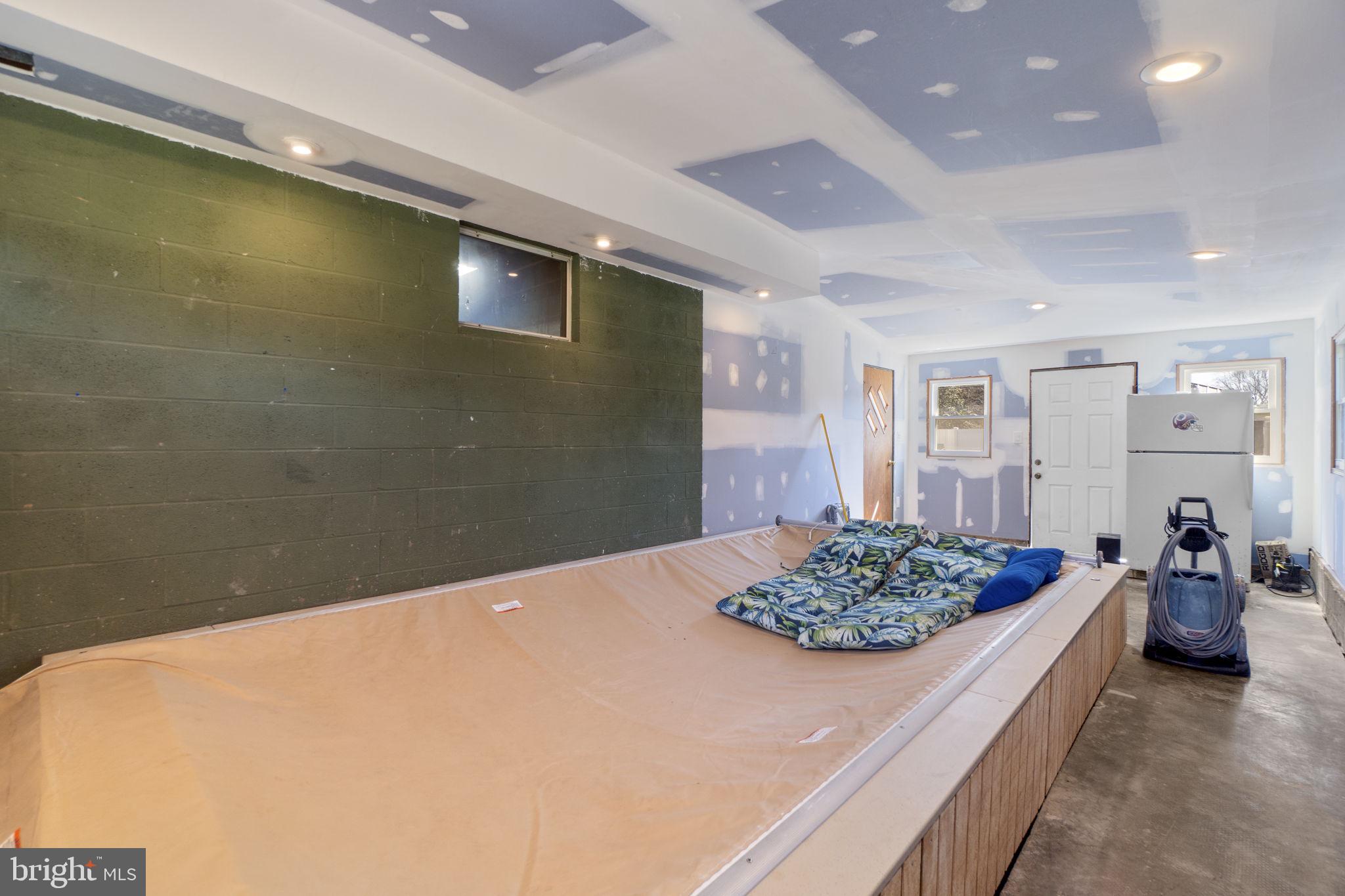 CATOCTIN MANOR - Residential