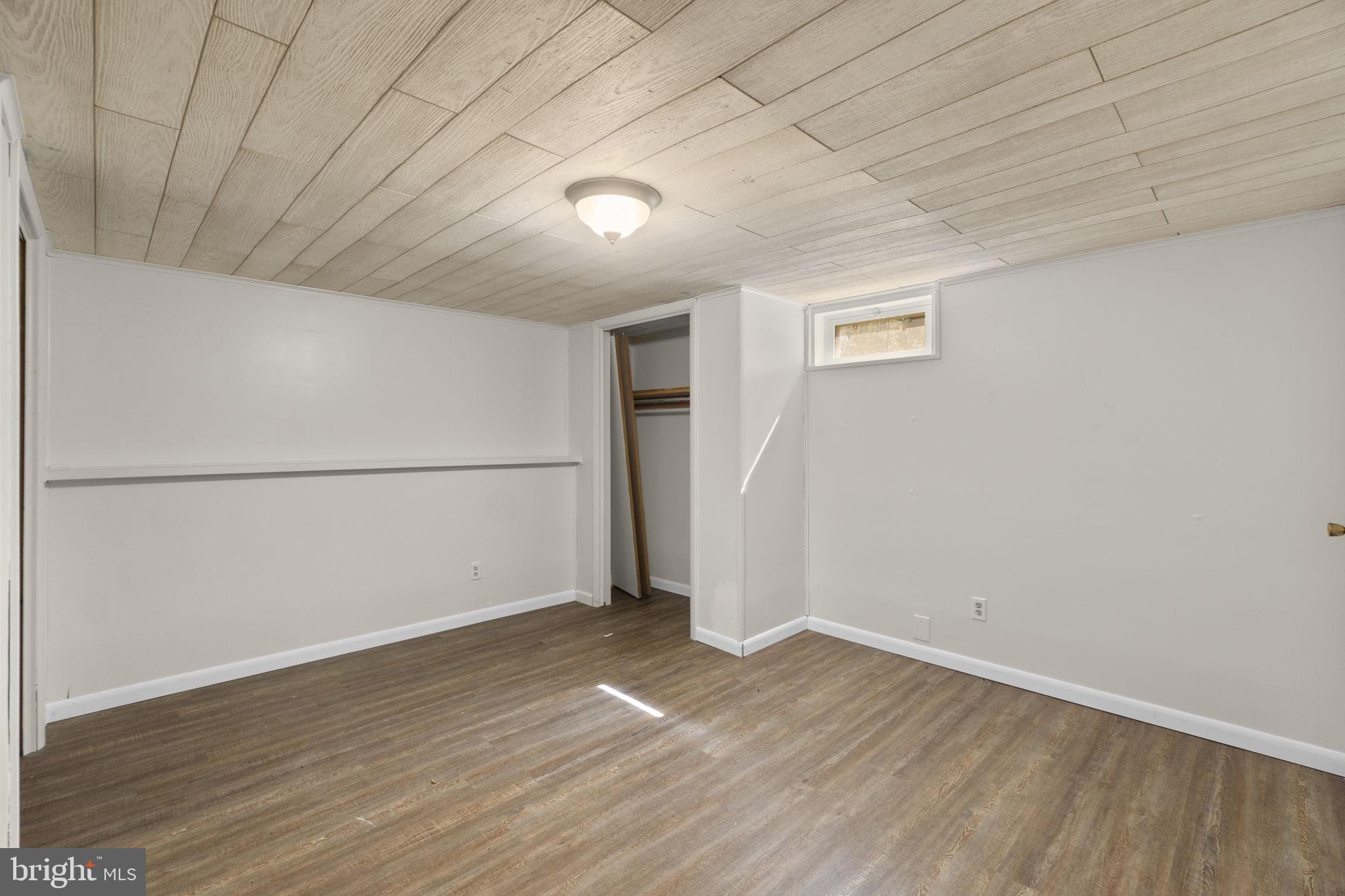 CATOCTIN MANOR - Residential