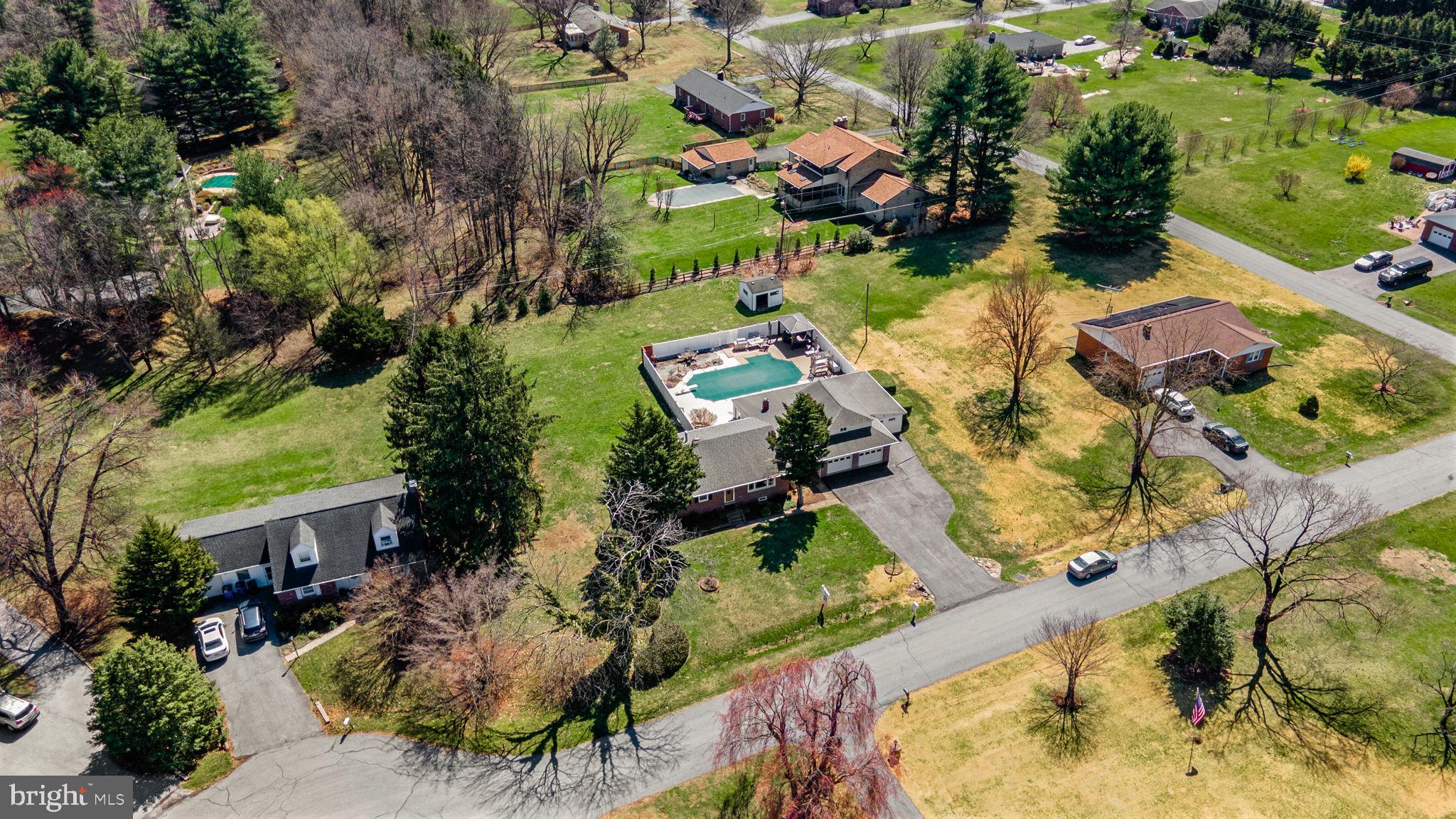 CATOCTIN MANOR - Residential