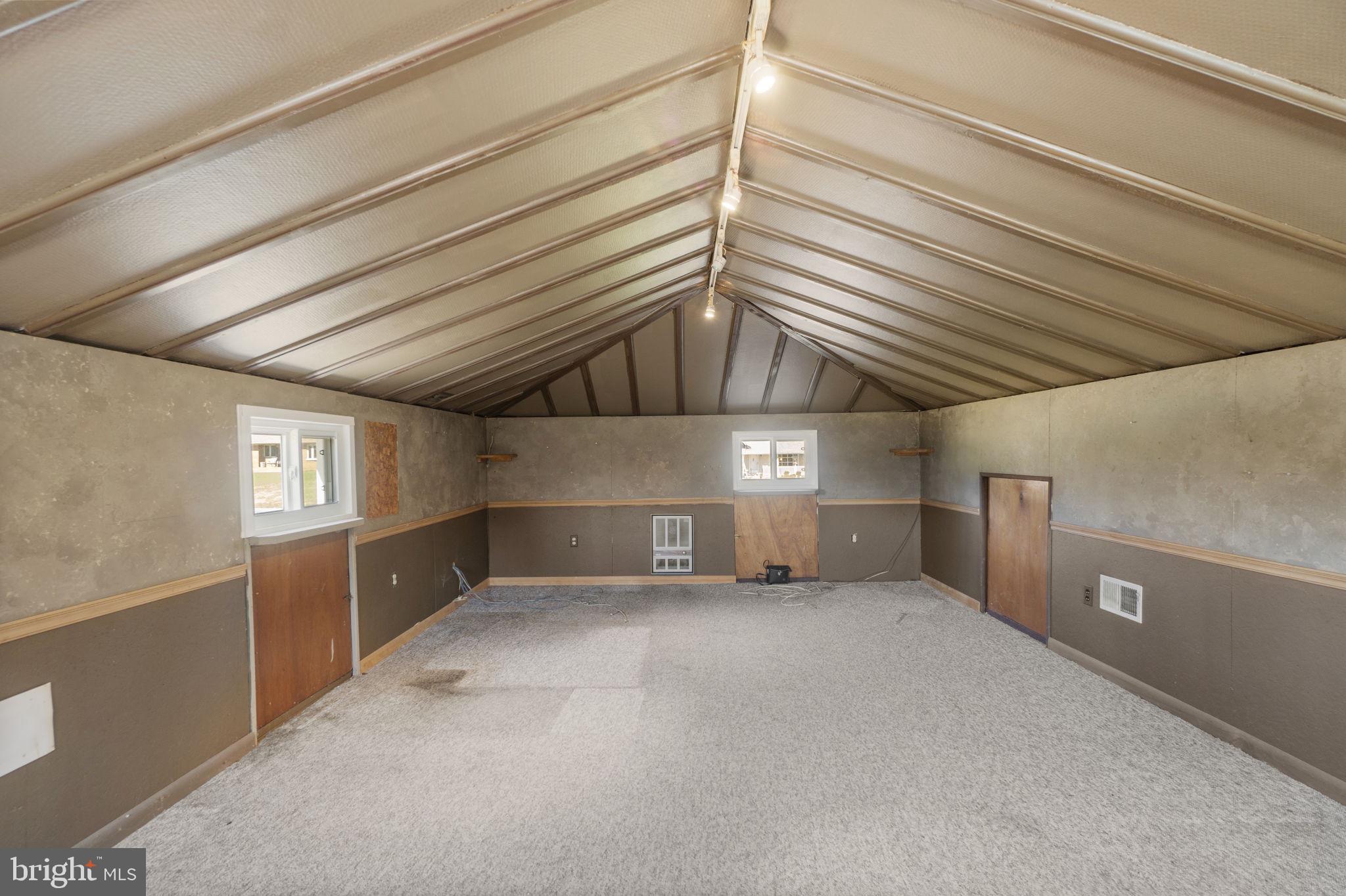 CATOCTIN MANOR - Residential