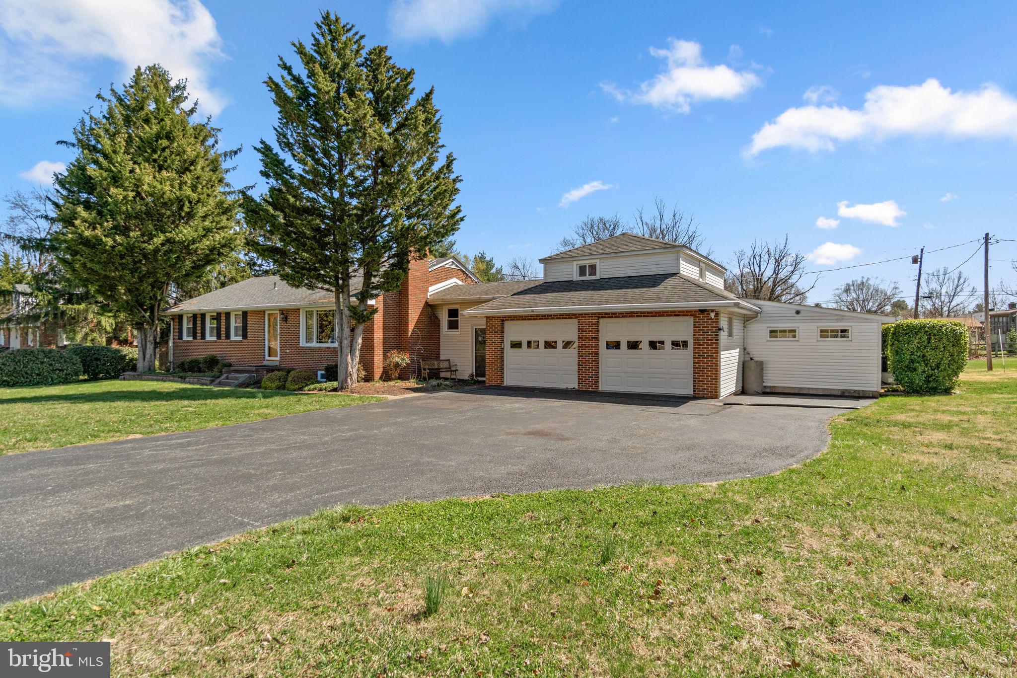 CATOCTIN MANOR - Residential