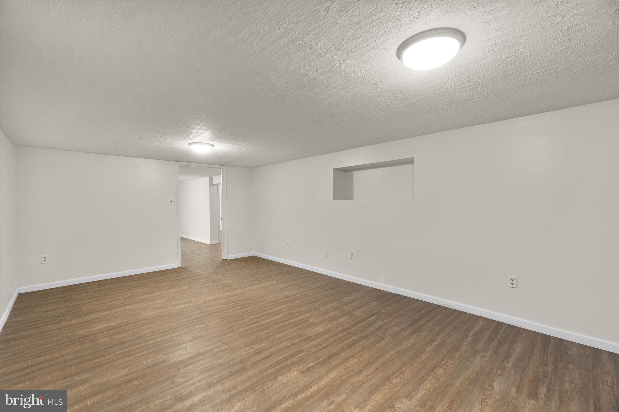 CATOCTIN MANOR - Residential