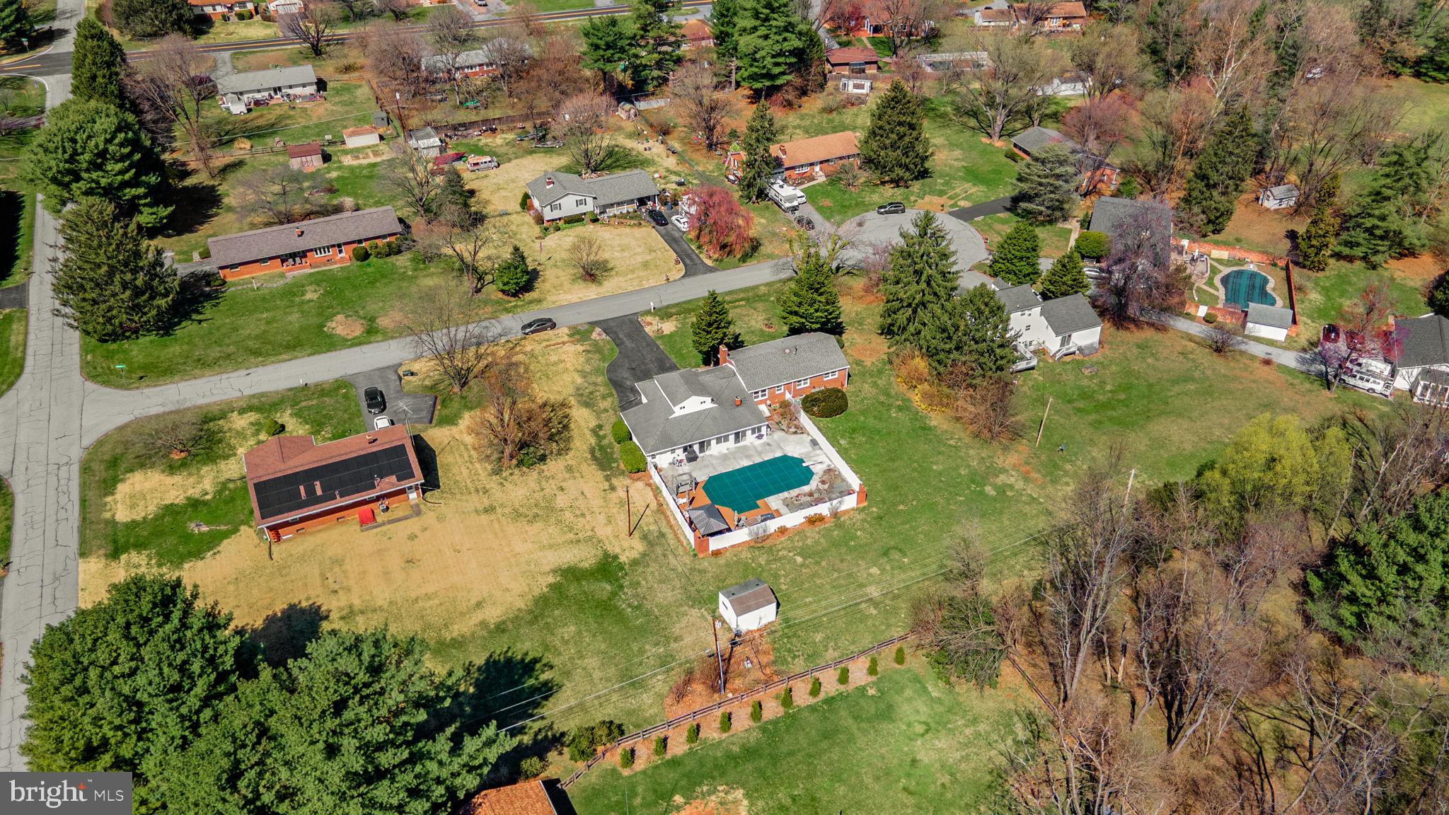 CATOCTIN MANOR - Residential