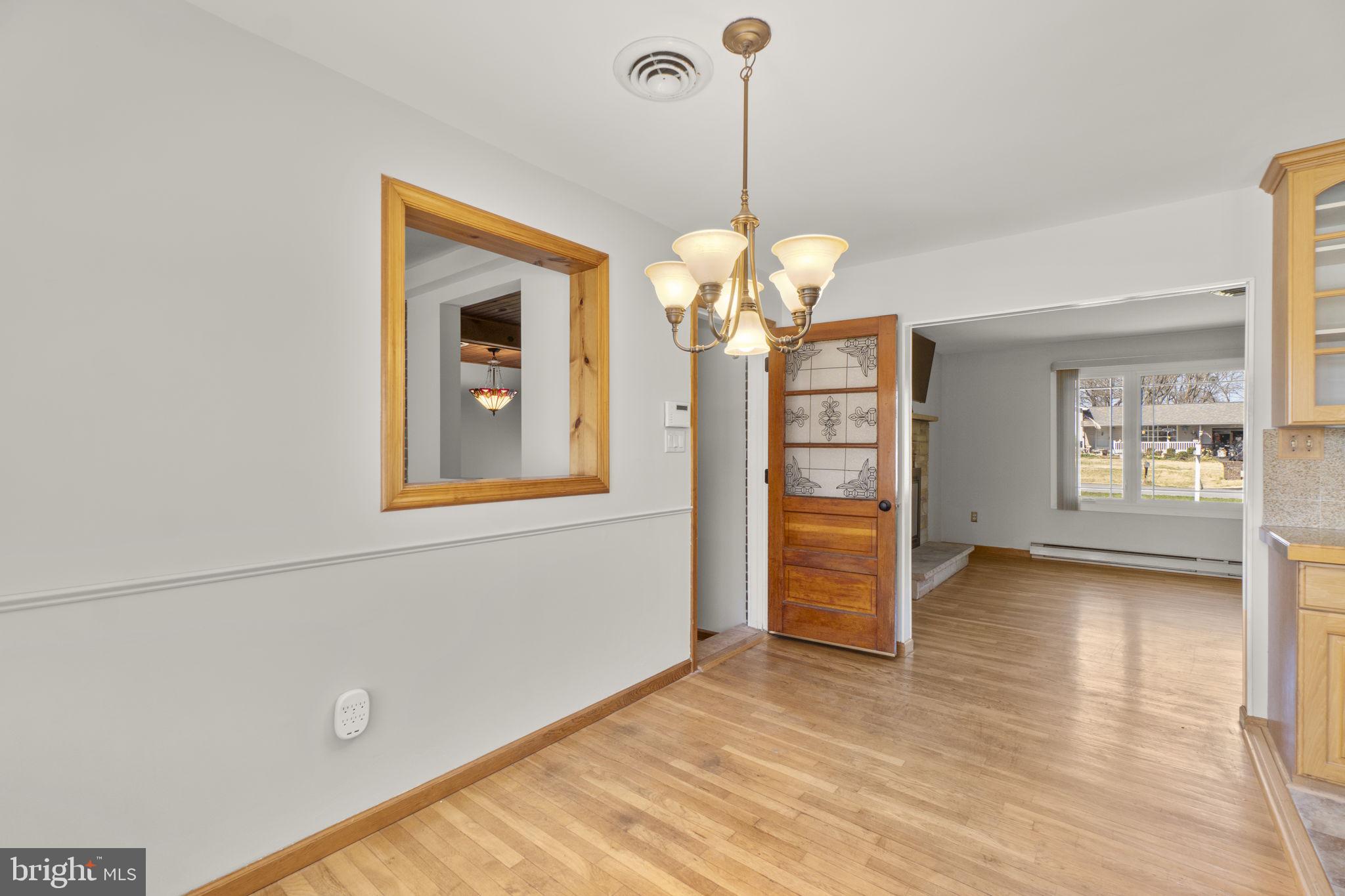 CATOCTIN MANOR - Residential