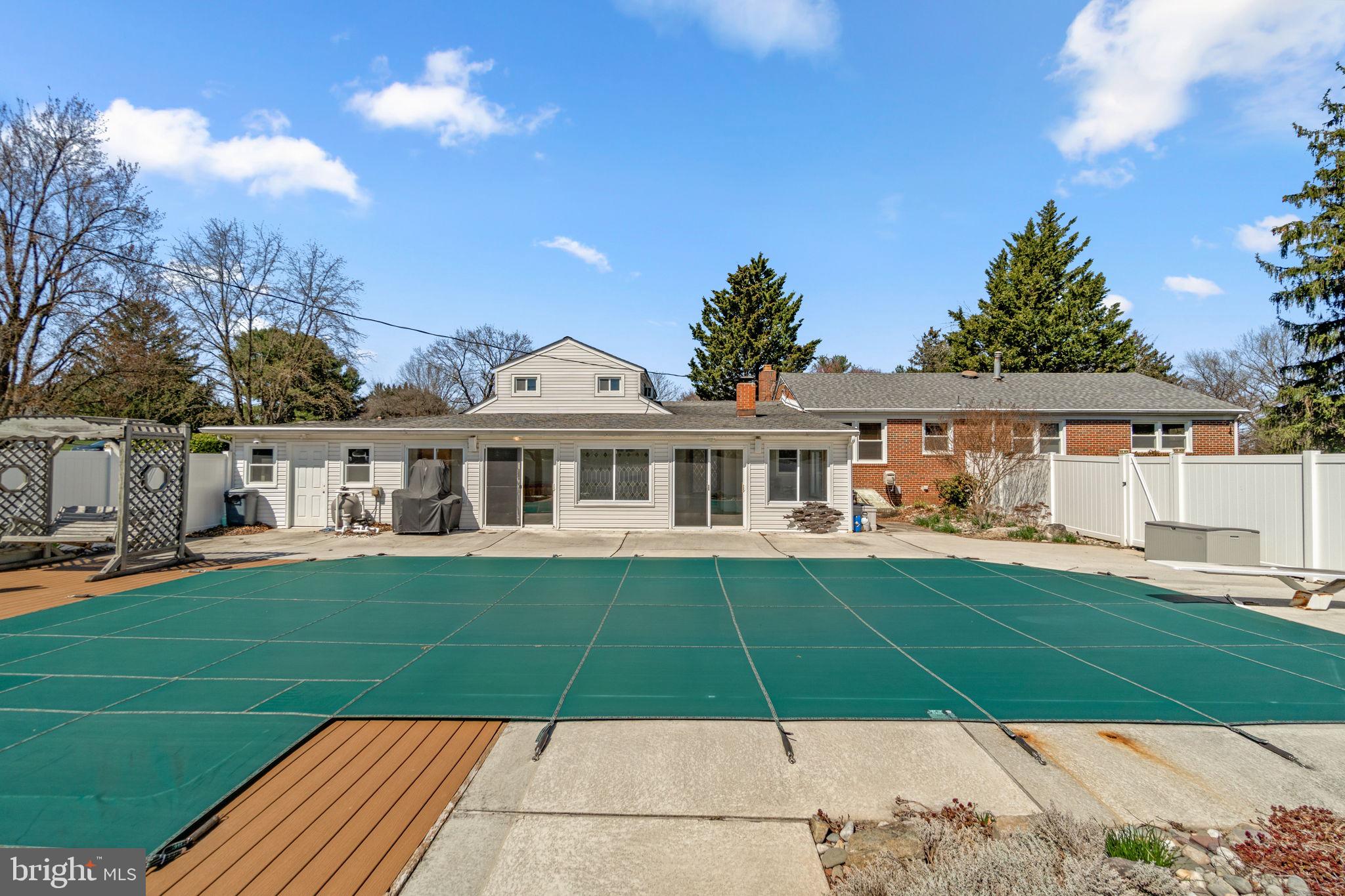 CATOCTIN MANOR - Residential