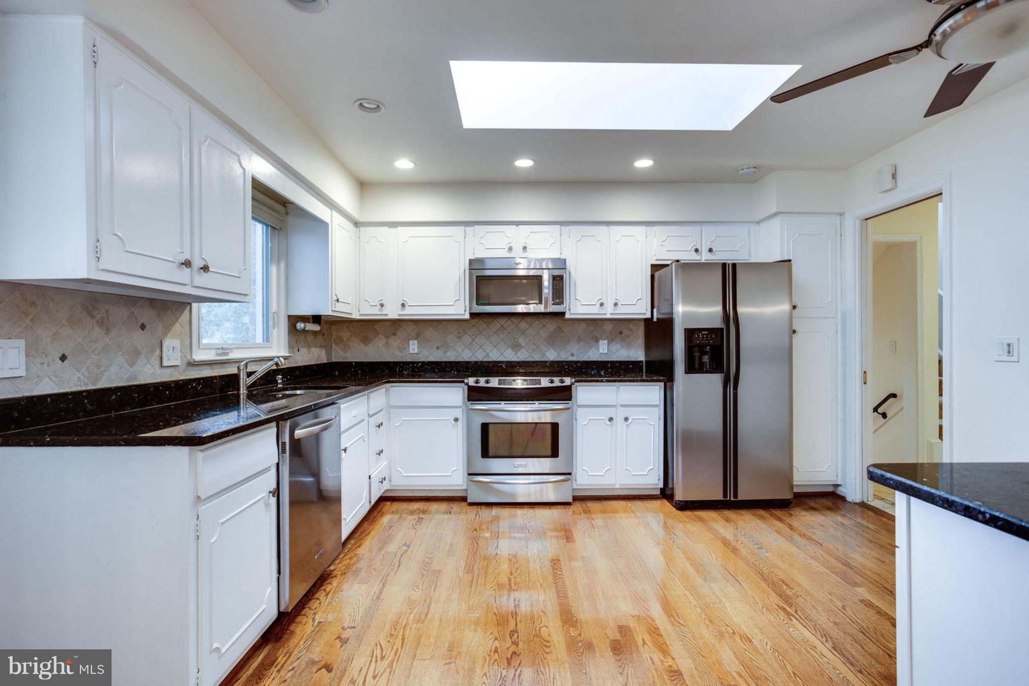 KENWOOD PARK - Residential Lease