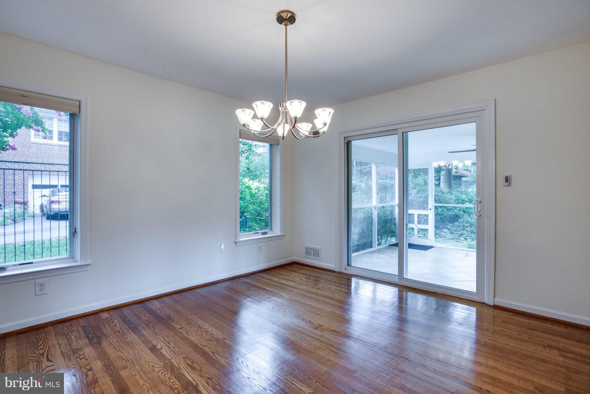 KENWOOD PARK - Residential Lease