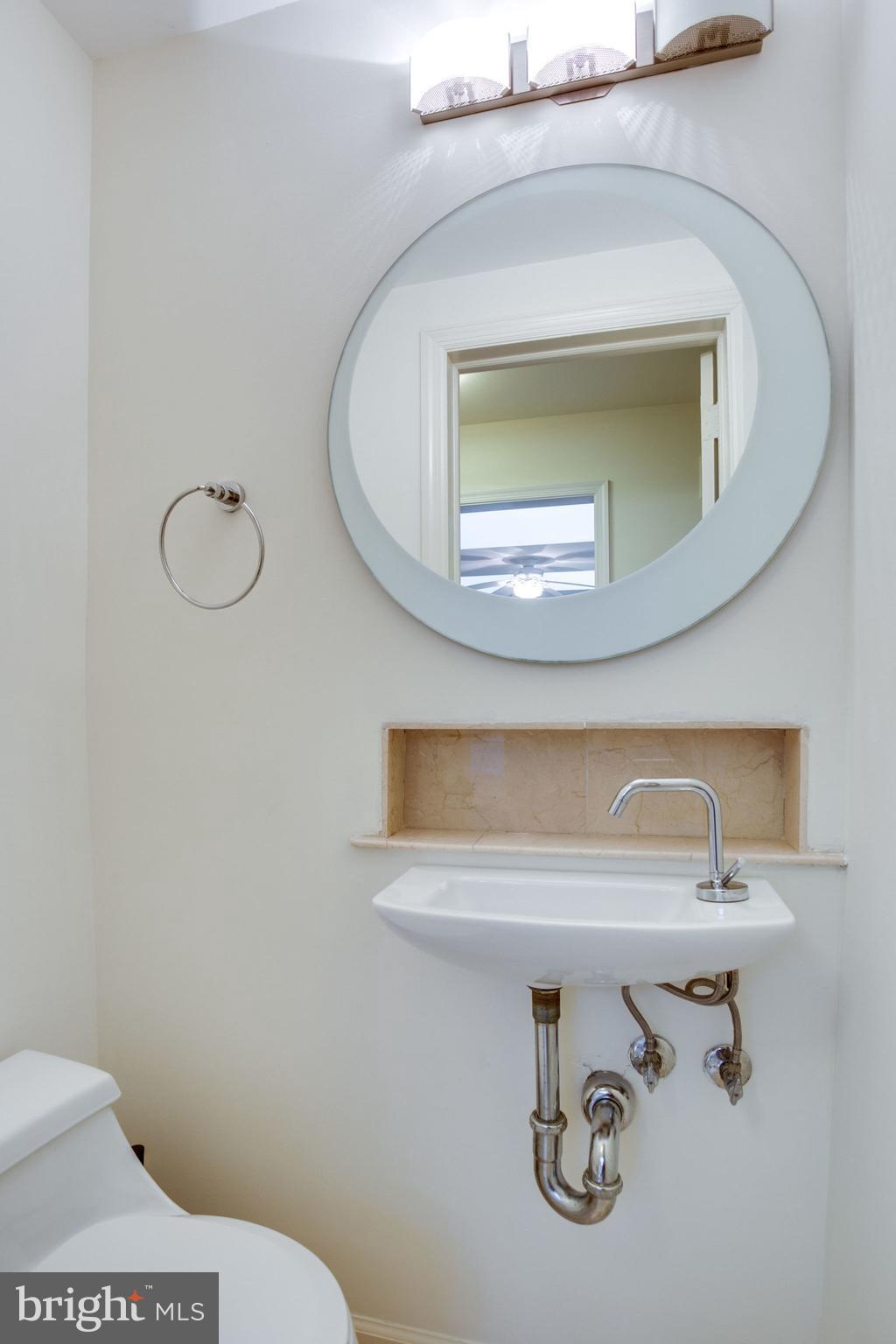 KENWOOD PARK - Residential Lease