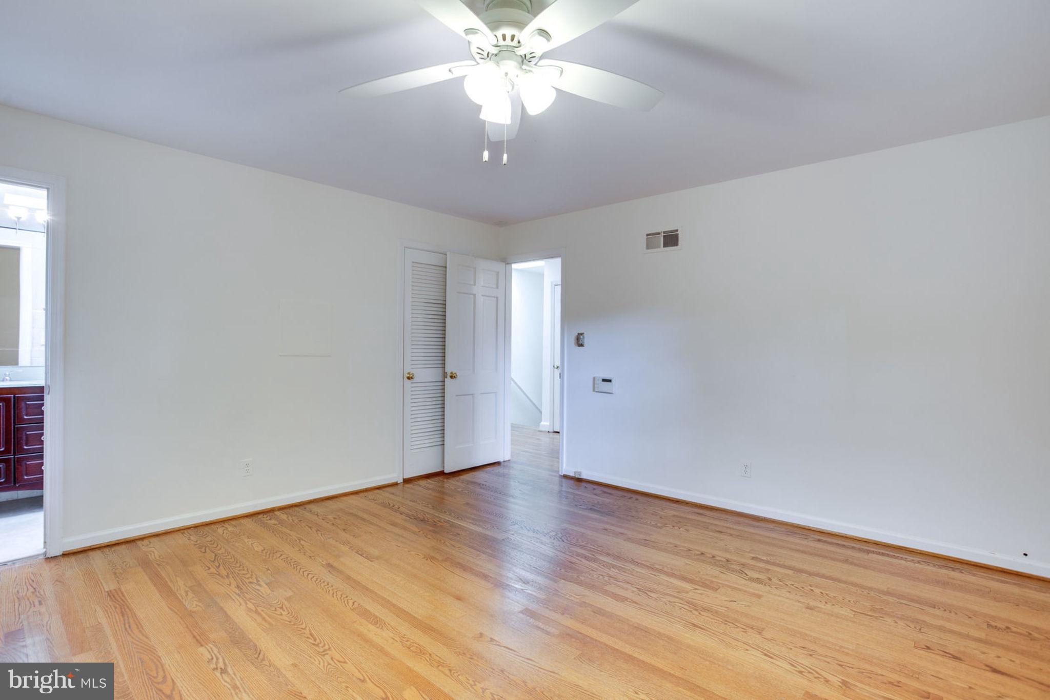 KENWOOD PARK - Residential Lease