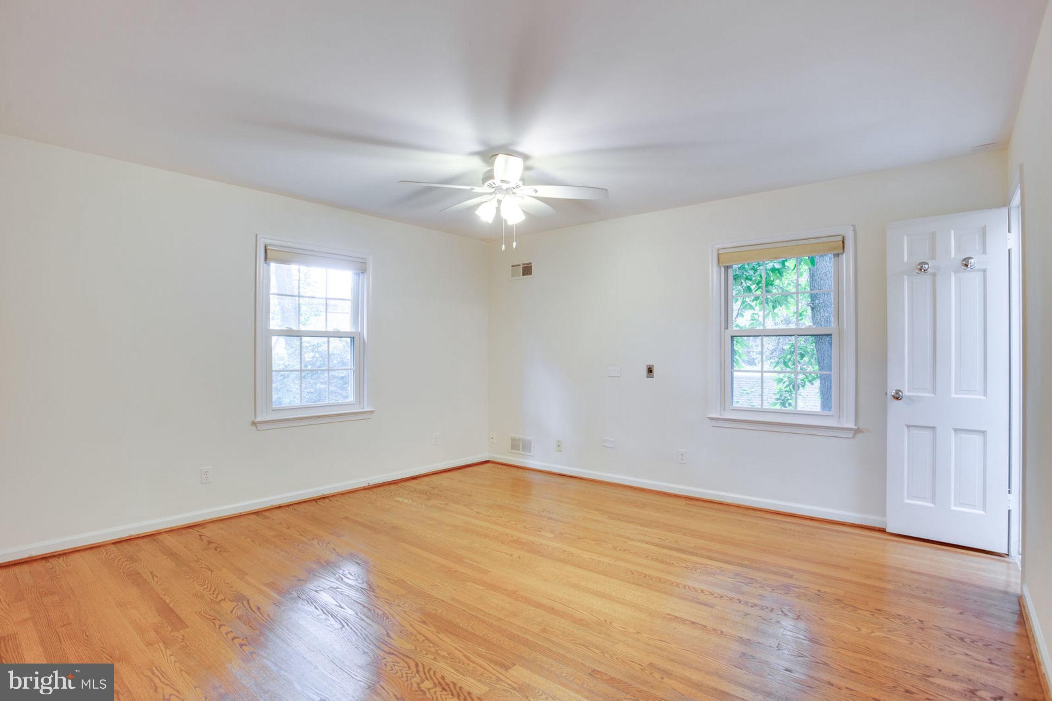 KENWOOD PARK - Residential Lease