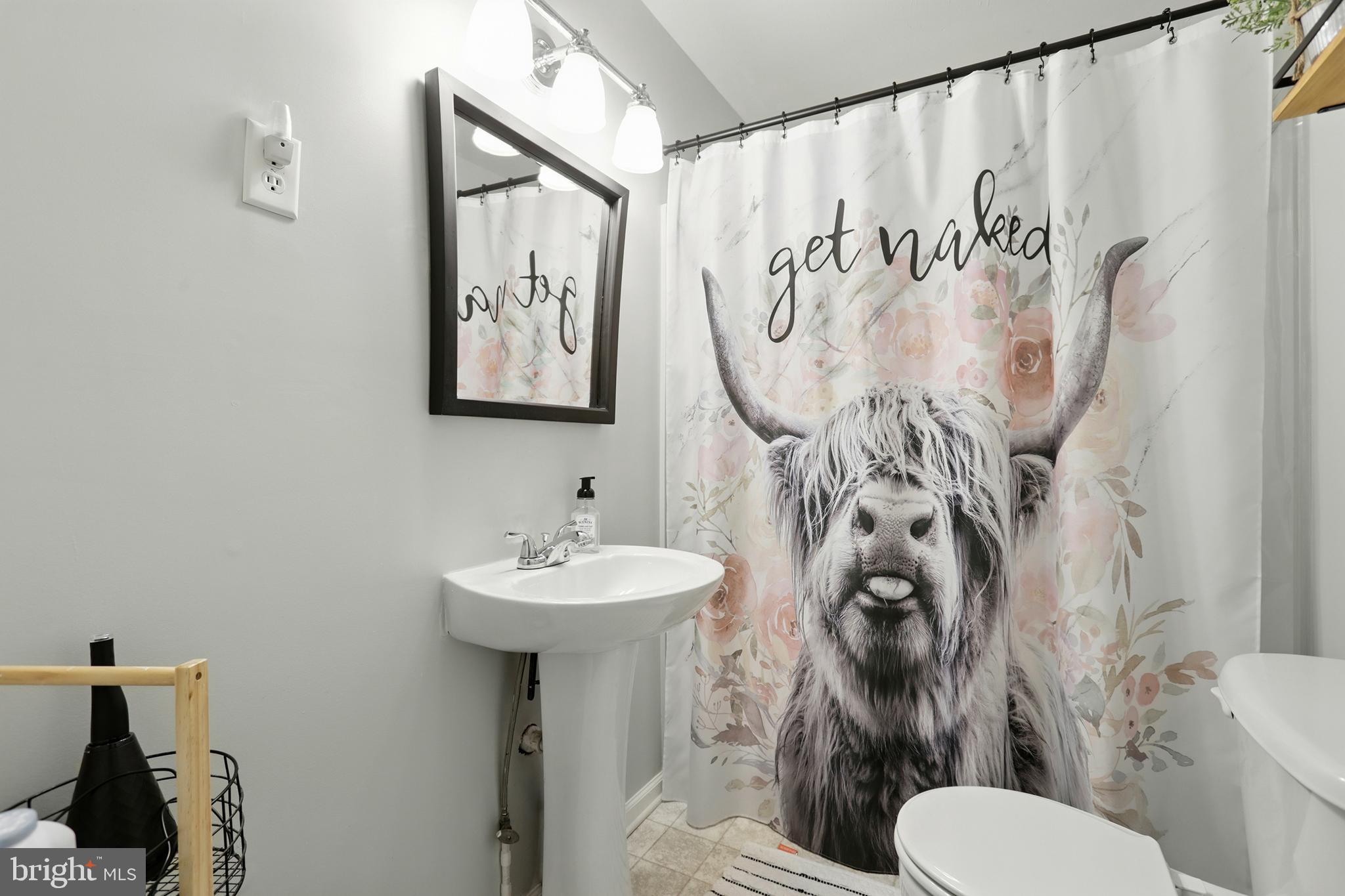 MATHIAS POINT - Residential