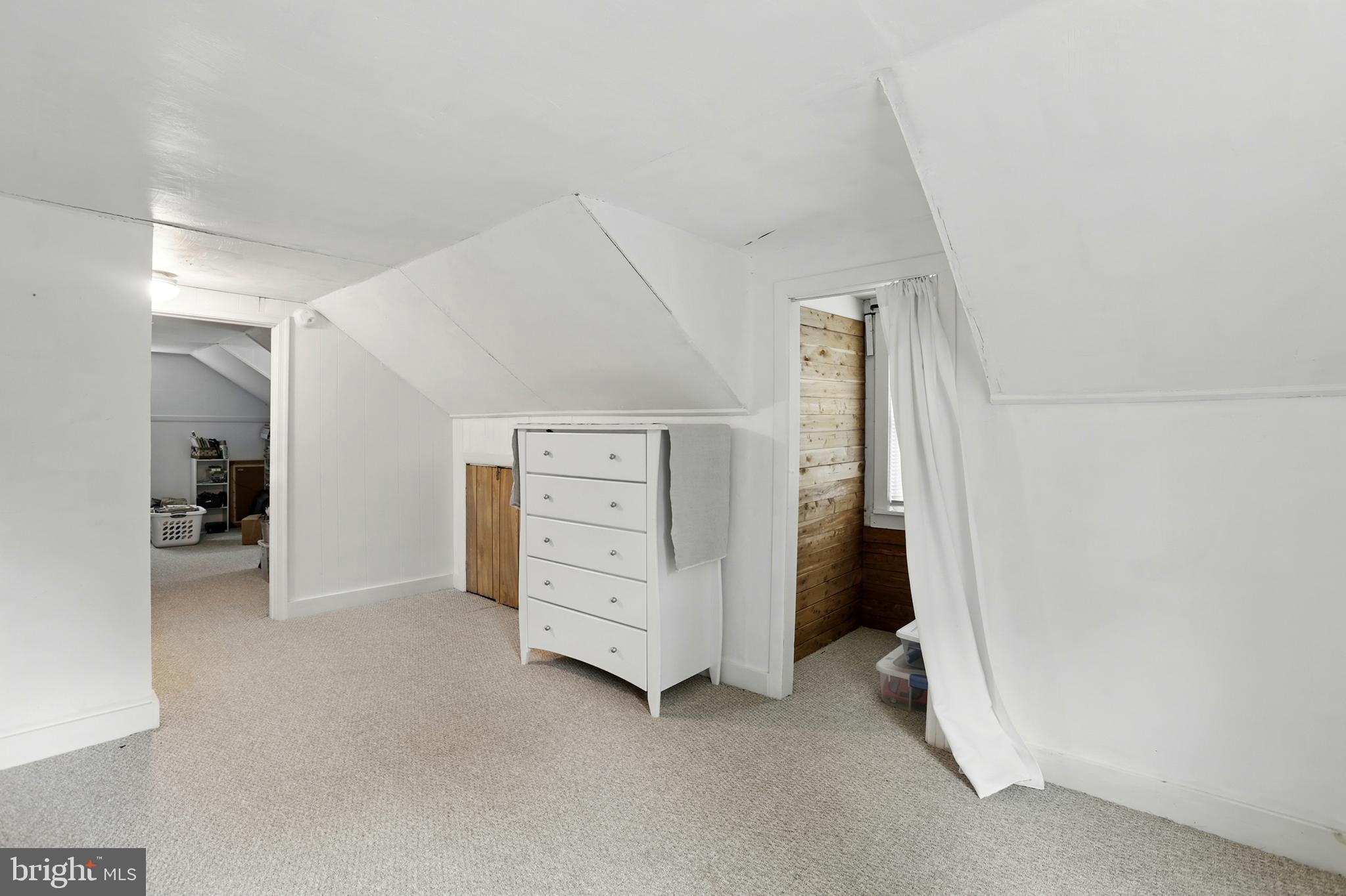 MATHIAS POINT - Residential