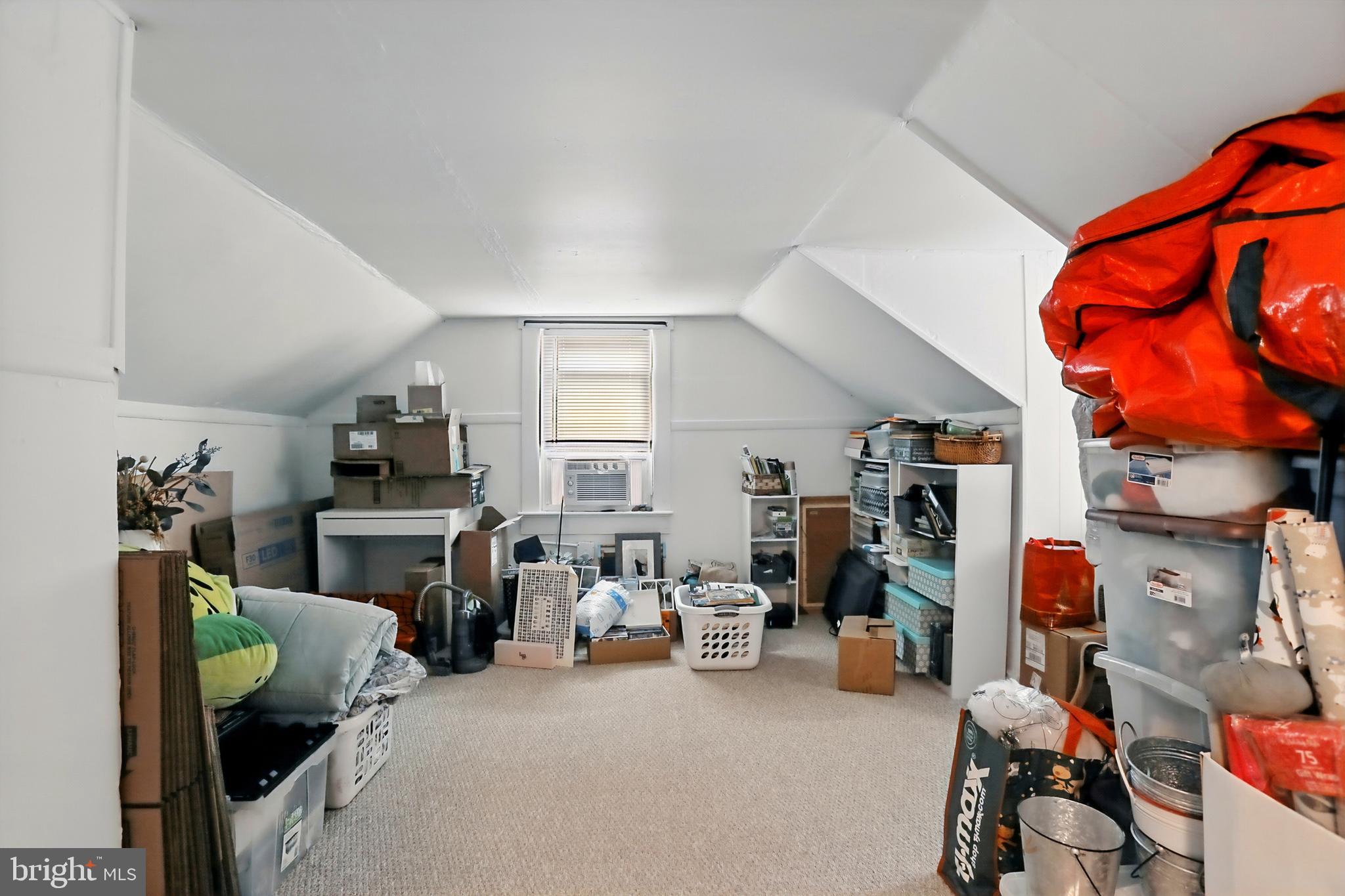 MATHIAS POINT - Residential