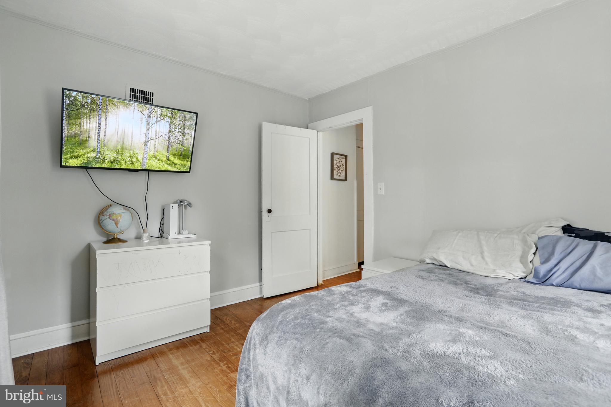 MATHIAS POINT - Residential