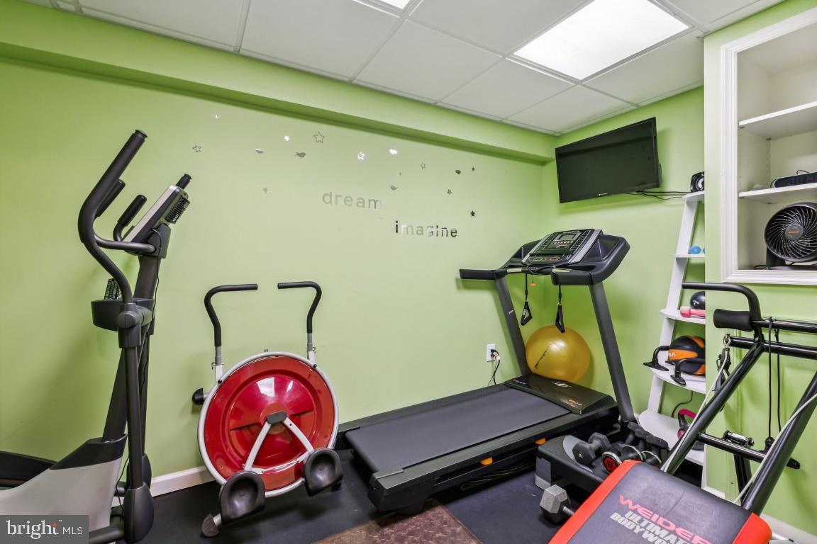 ESSEX SOUTH - Residential