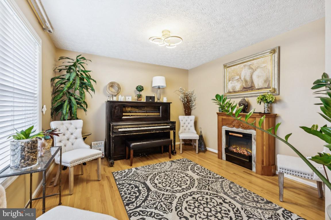 ESSEX SOUTH - Residential