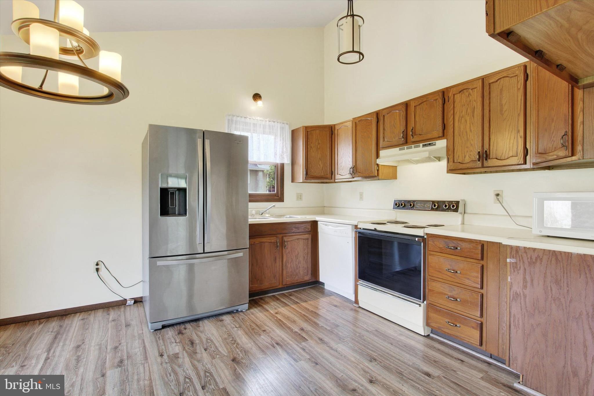 LAKE MEADE - Residential