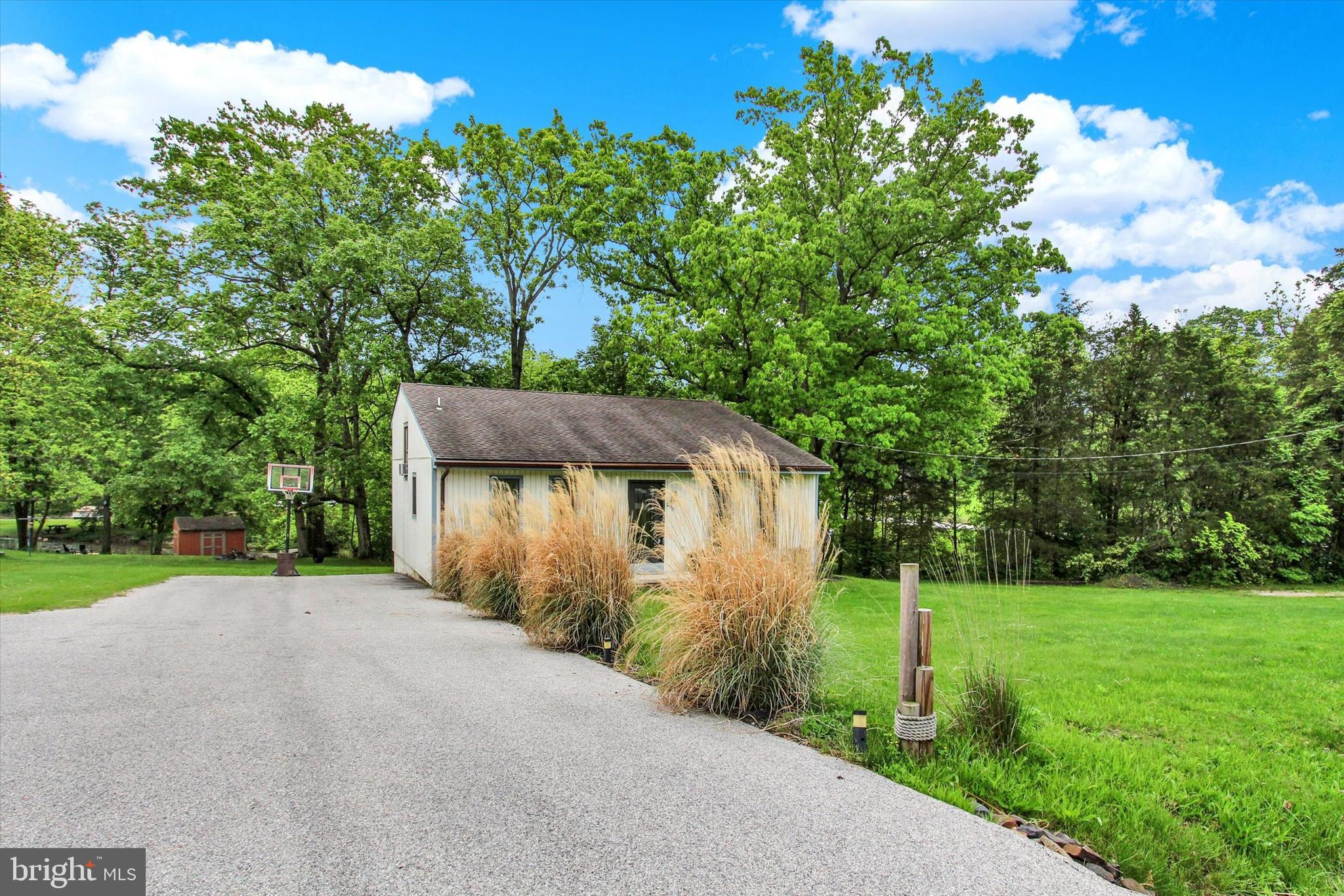 LAKE MEADE - Residential
