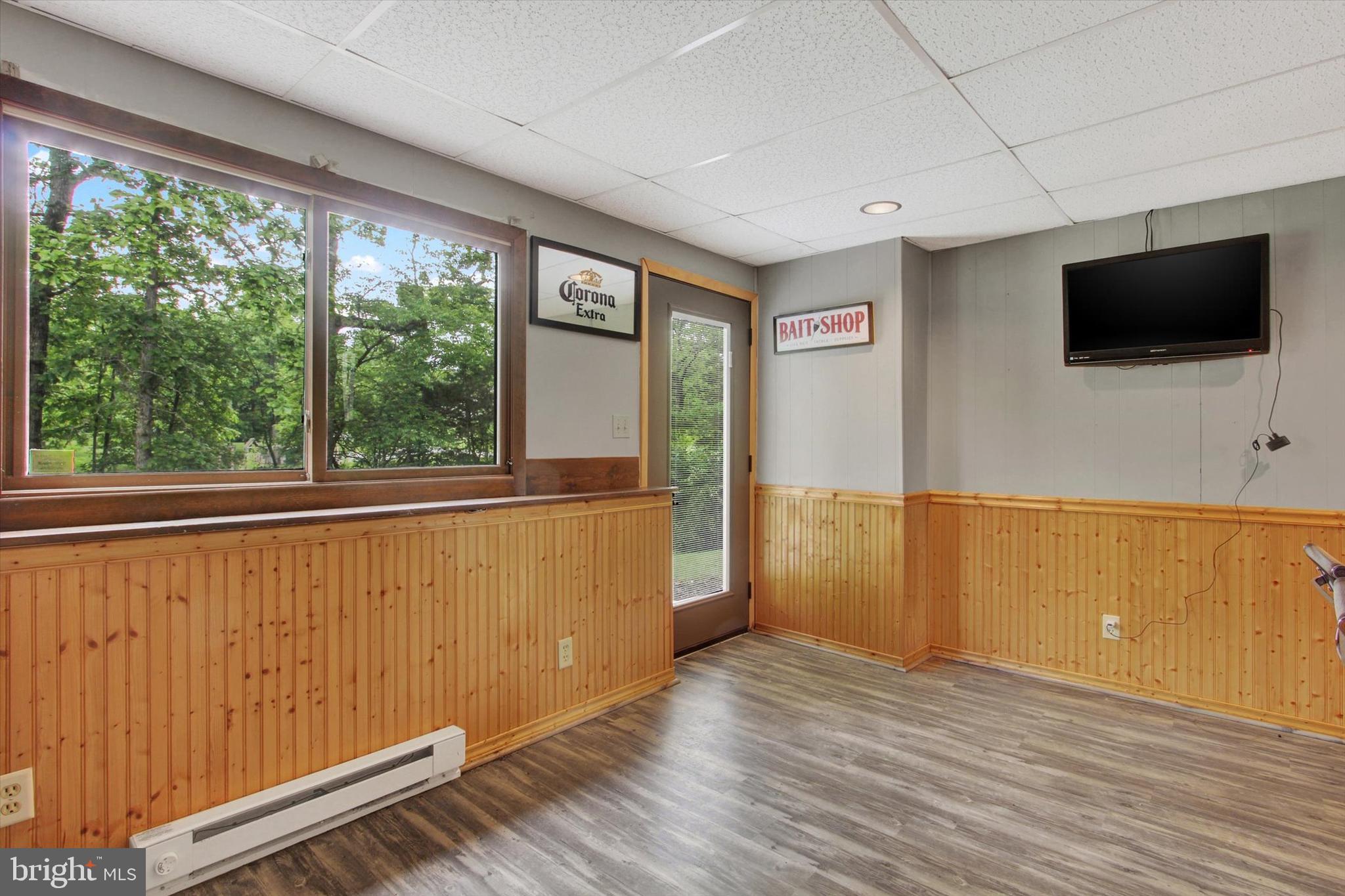 LAKE MEADE - Residential