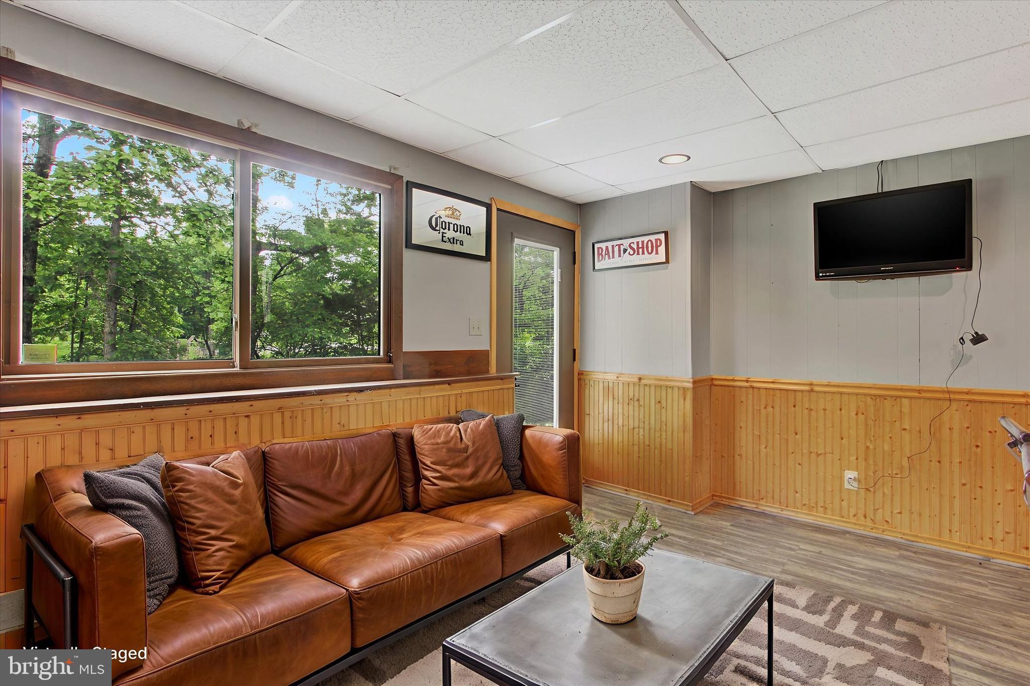 LAKE MEADE - Residential