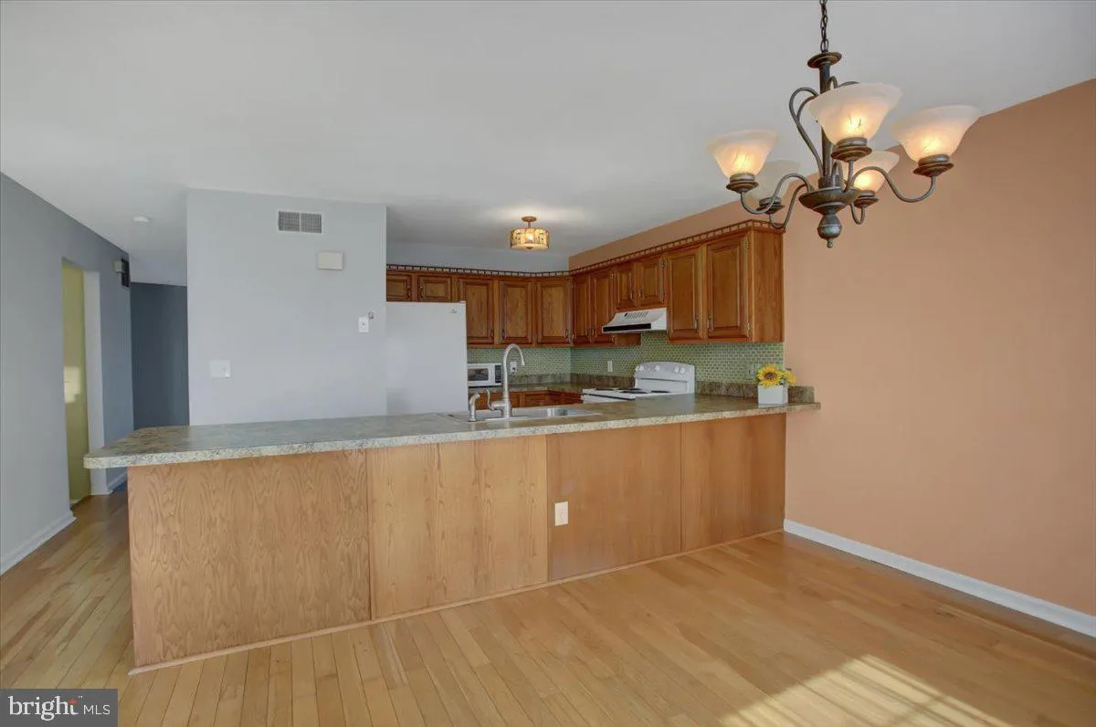 Chambersburg, Pennsylvania 17202, United States, 3 Bedrooms Bedrooms, ,4 BathroomsBathrooms,Residential,Active,95889