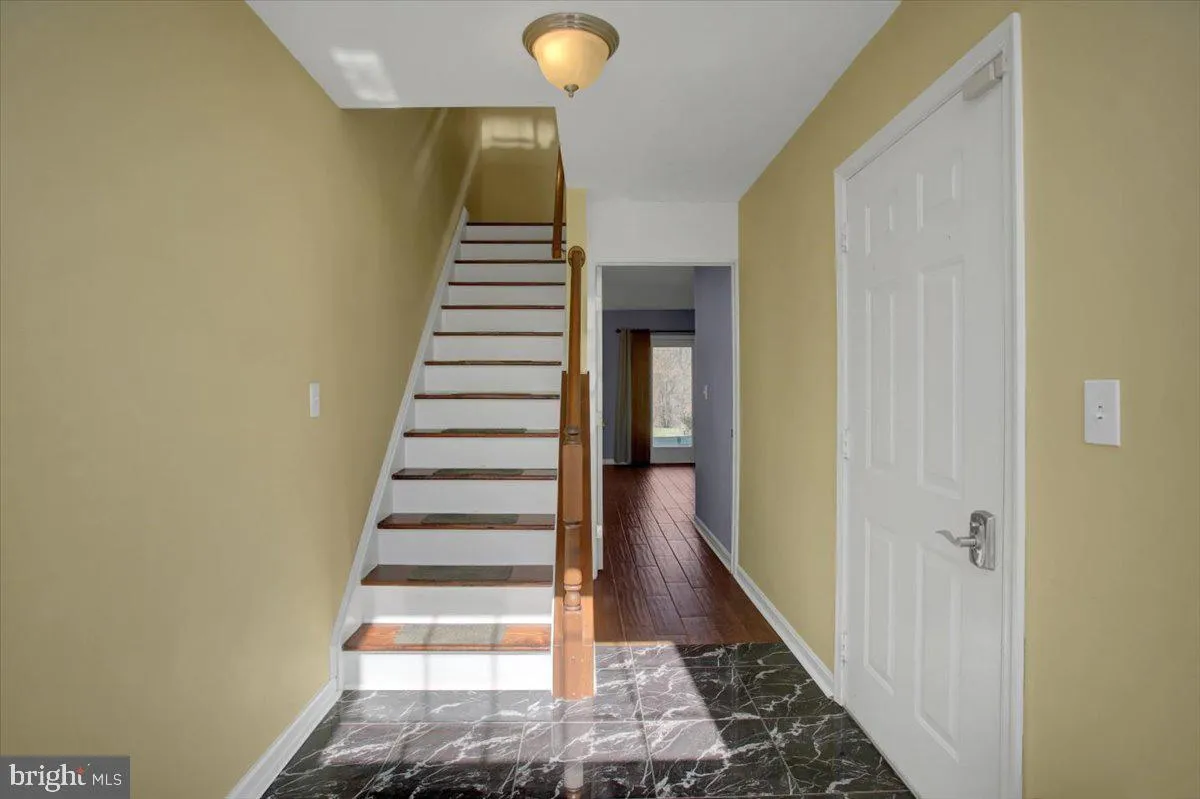 Chambersburg, Pennsylvania 17202, United States, 3 Bedrooms Bedrooms, ,4 BathroomsBathrooms,Residential,Active,95889