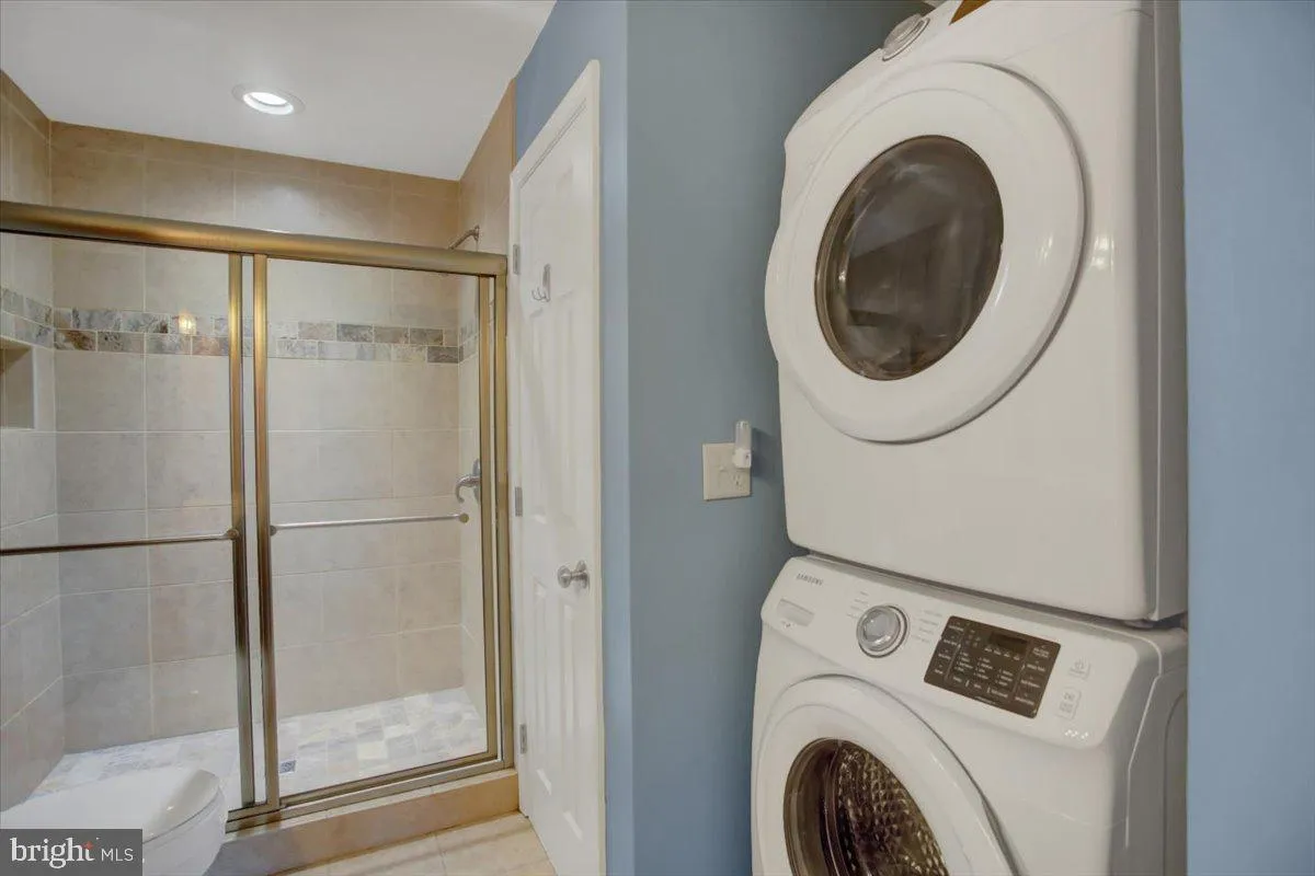 Chambersburg, Pennsylvania 17202, United States, 3 Bedrooms Bedrooms, ,4 BathroomsBathrooms,Residential,Active,95889