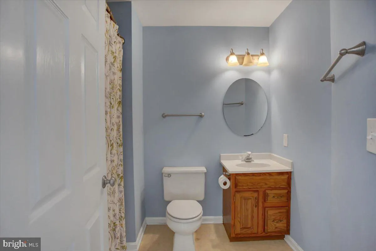 Chambersburg, Pennsylvania 17202, United States, 3 Bedrooms Bedrooms, ,4 BathroomsBathrooms,Residential,Active,95889