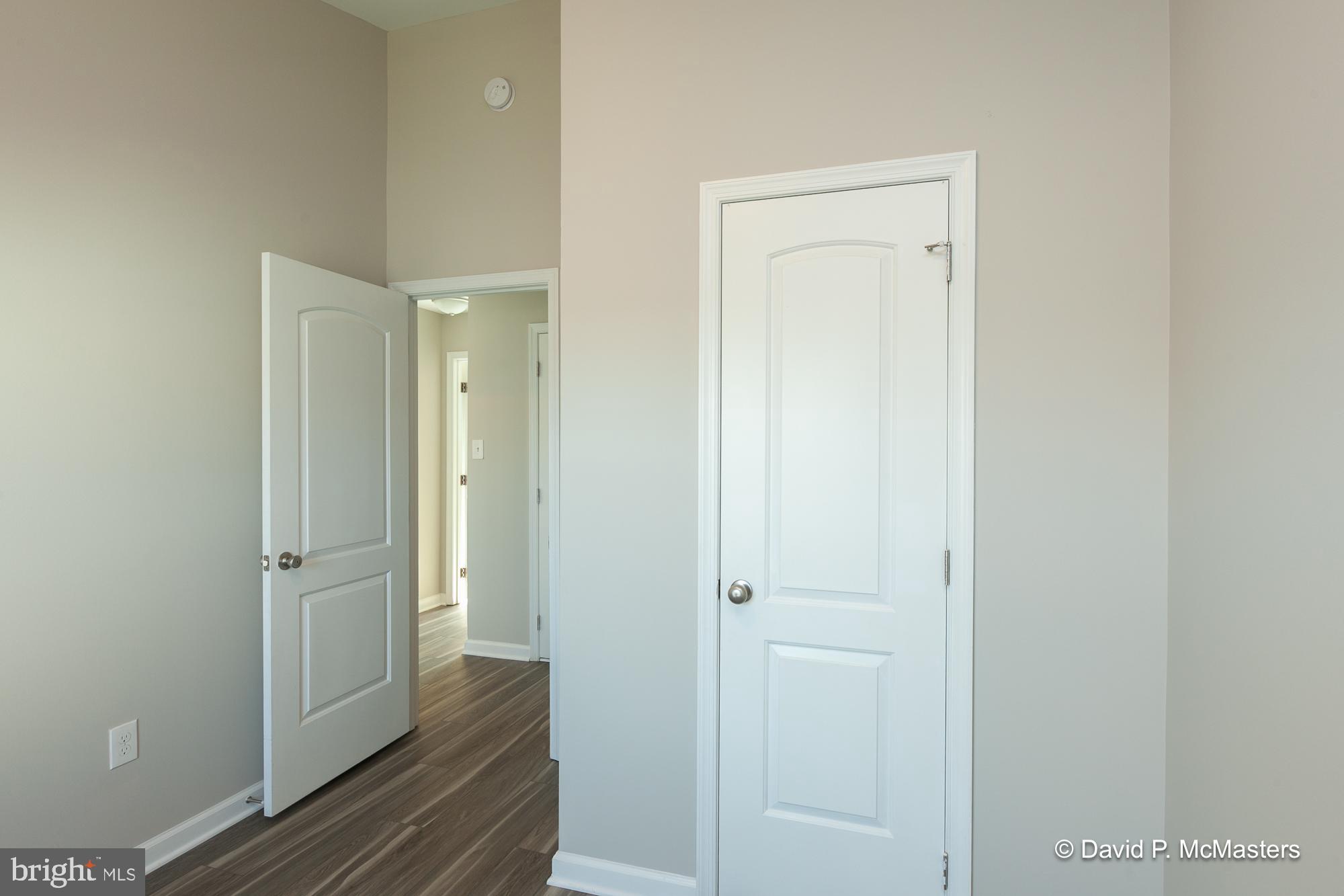 TOWNES OF RIDGEWAY - Residential