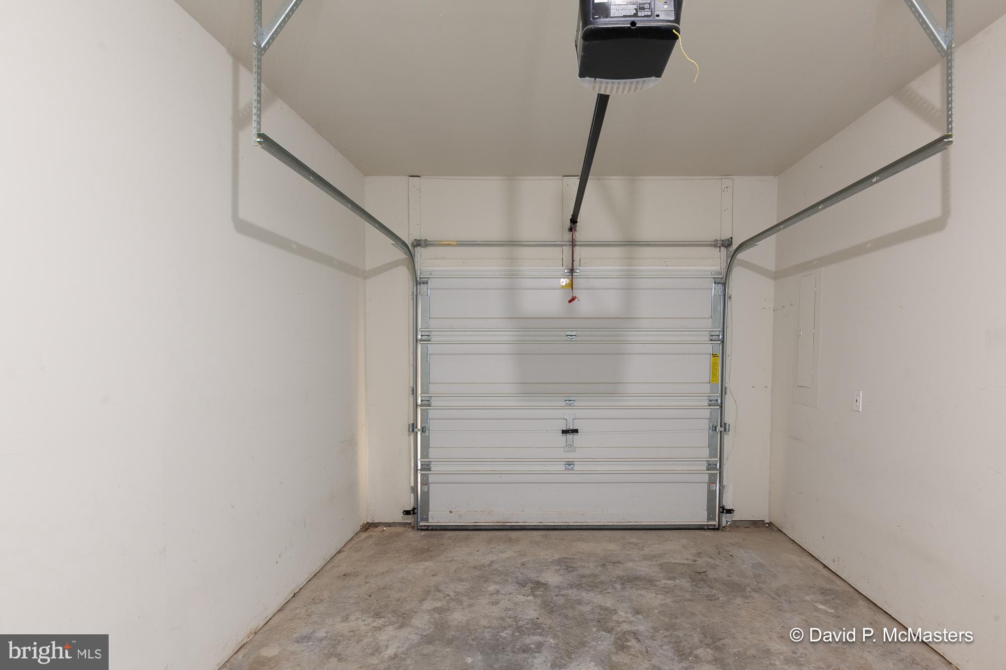 TOWNES OF RIDGEWAY - Residential