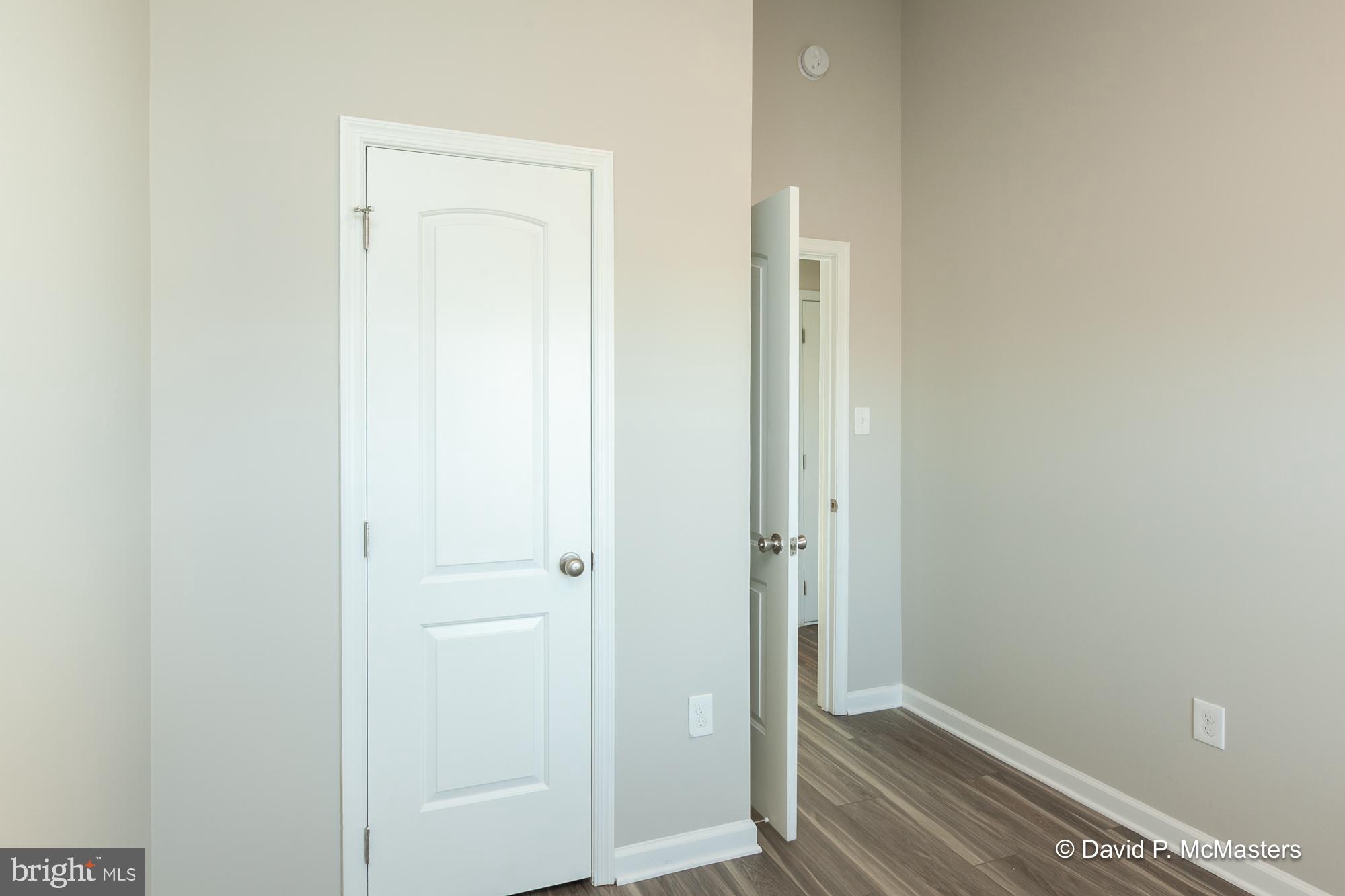 TOWNES OF RIDGEWAY - Residential