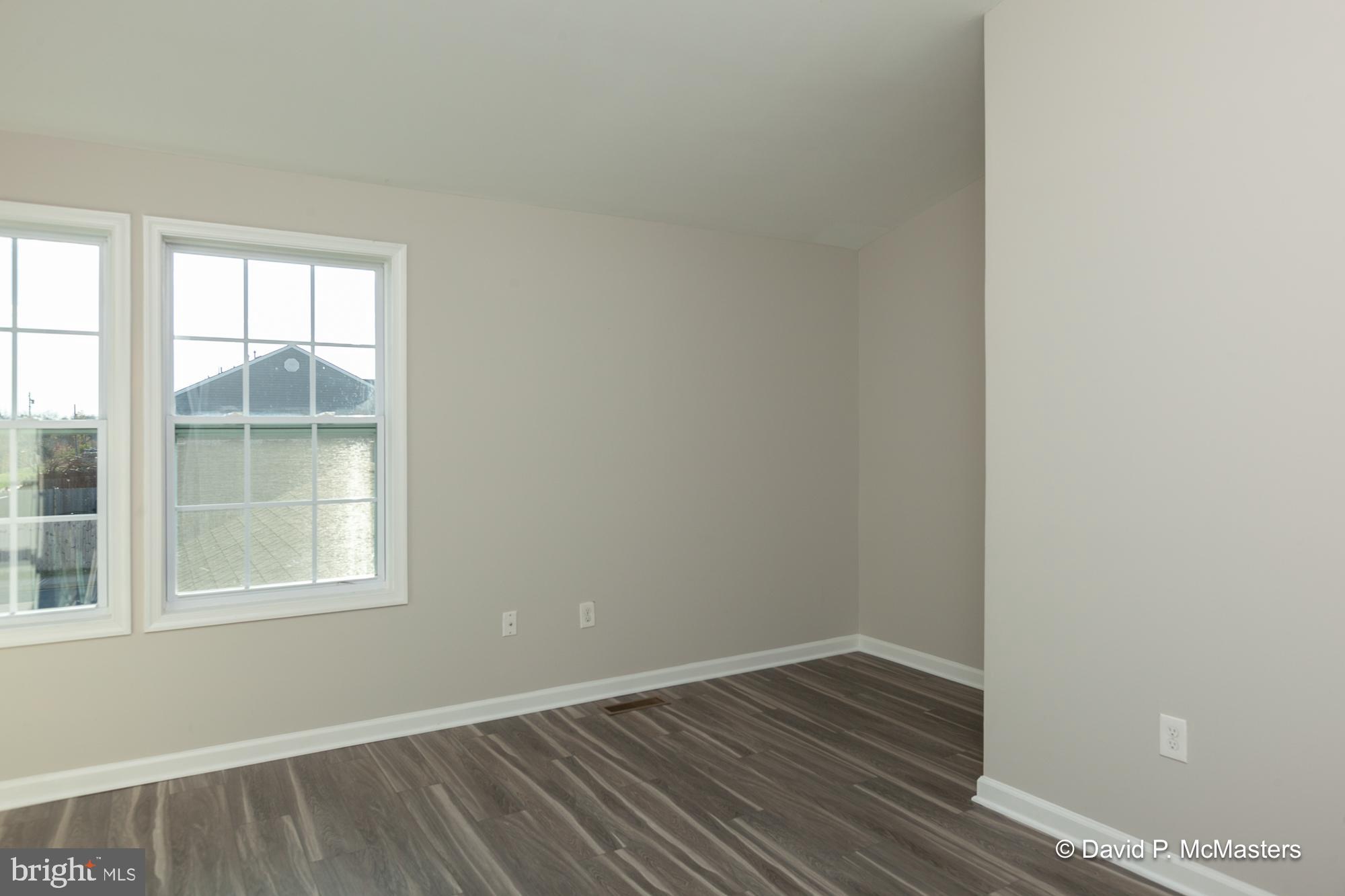 TOWNES OF RIDGEWAY - Residential