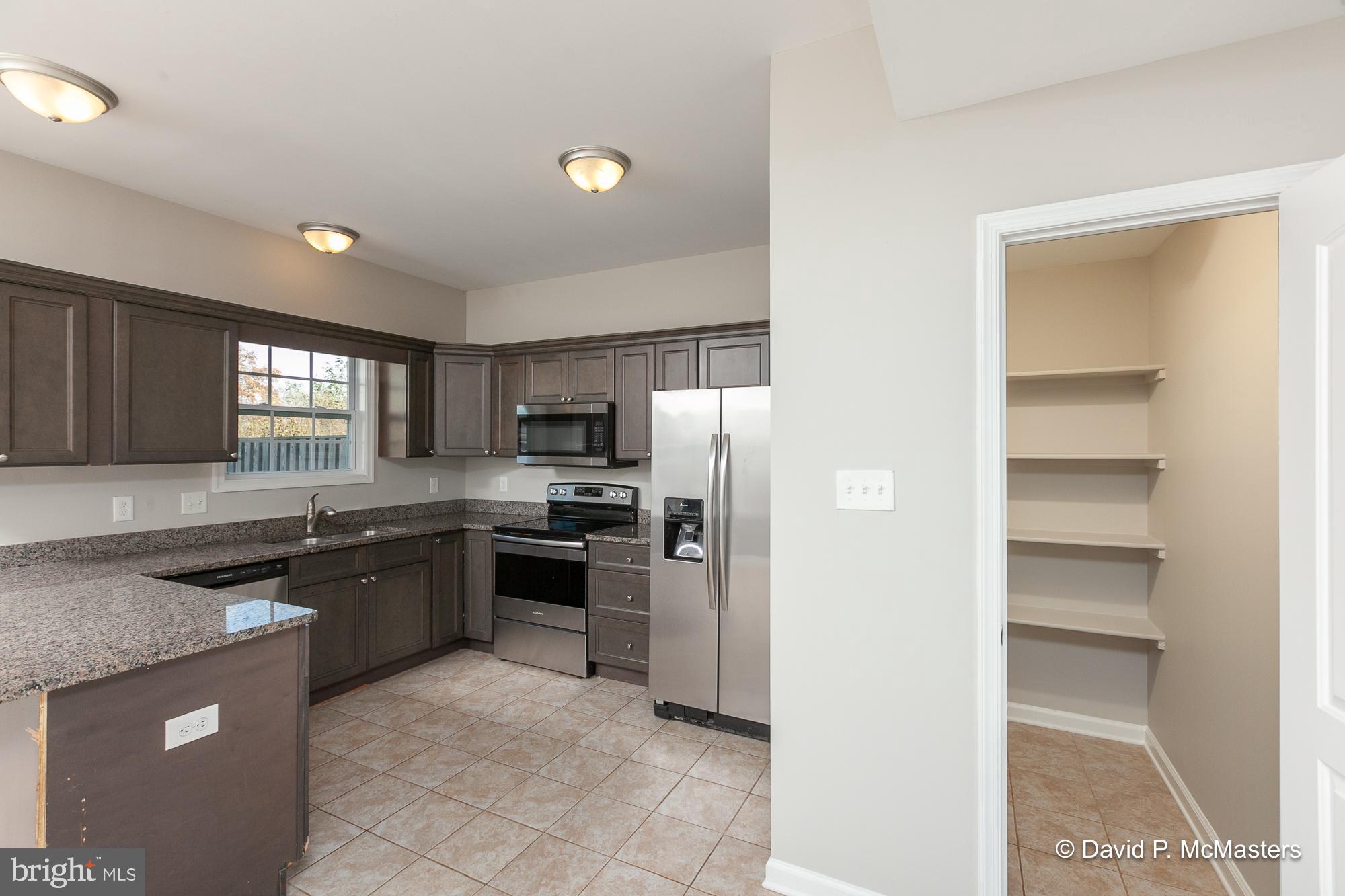 TOWNES OF RIDGEWAY - Residential