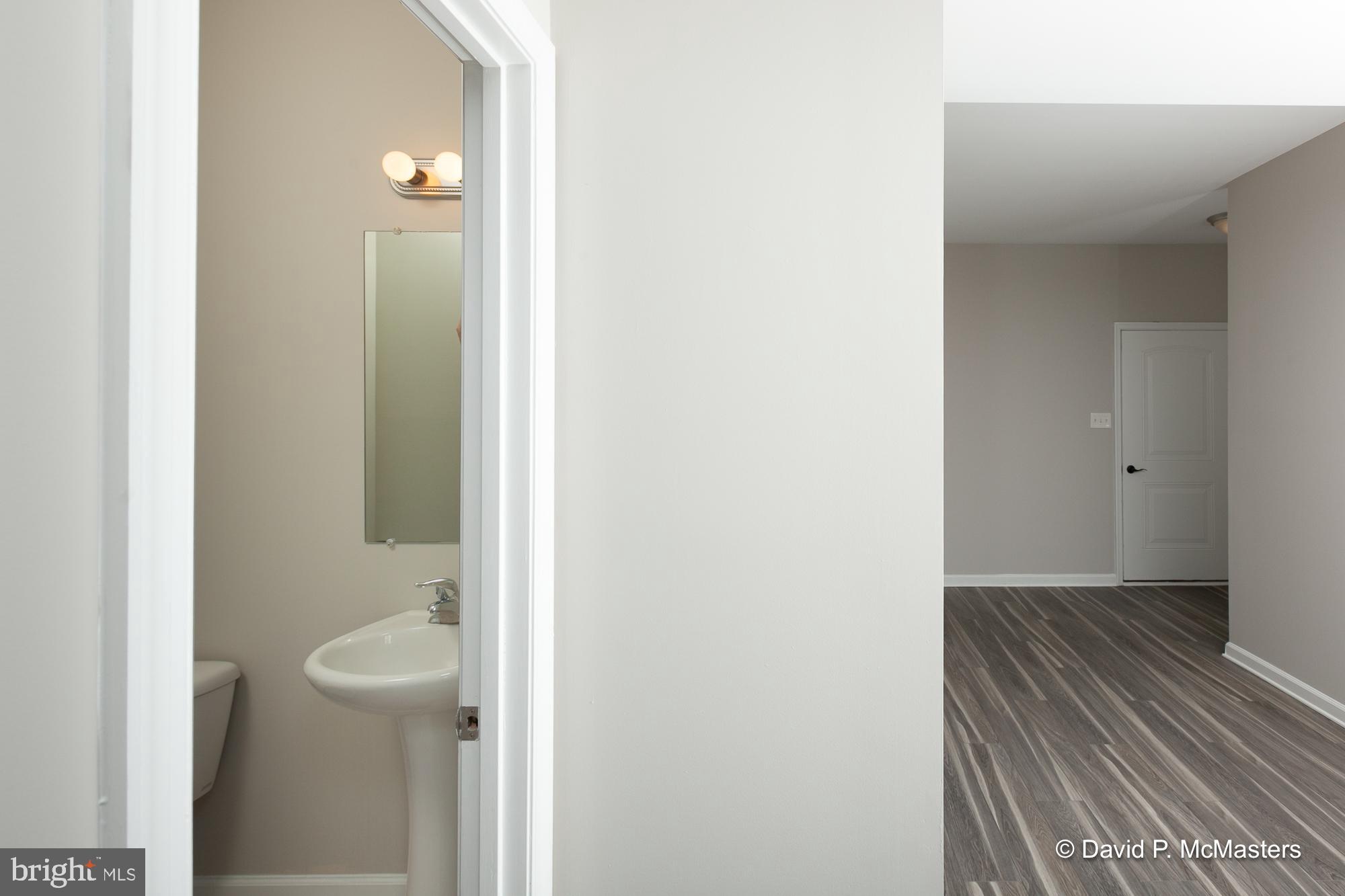 TOWNES OF RIDGEWAY - Residential