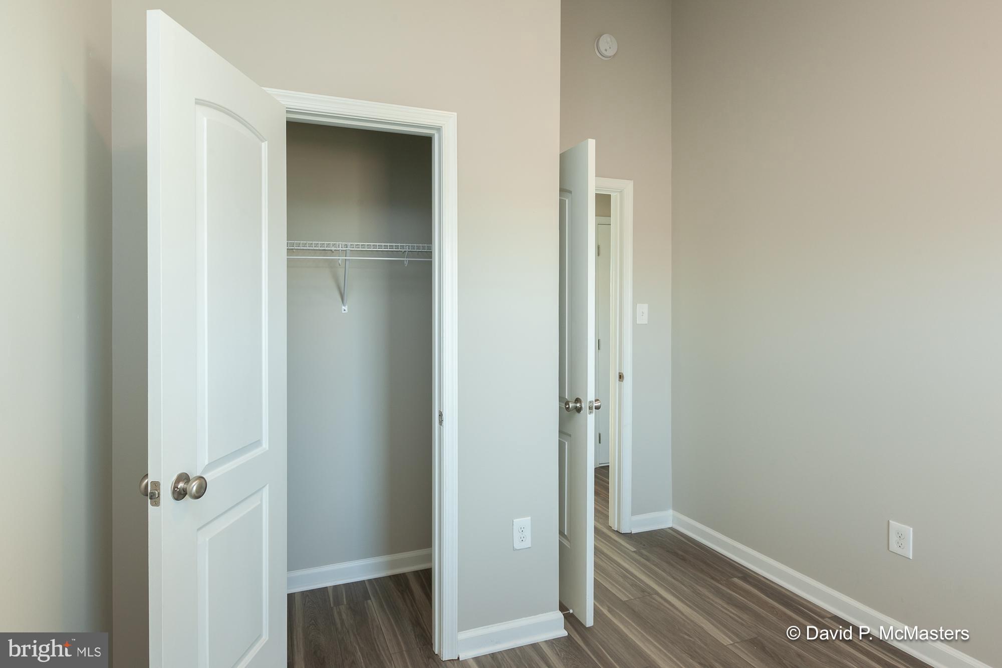 TOWNES OF RIDGEWAY - Residential