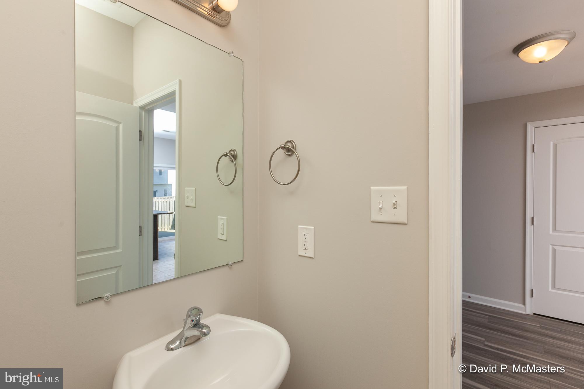 TOWNES OF RIDGEWAY - Residential