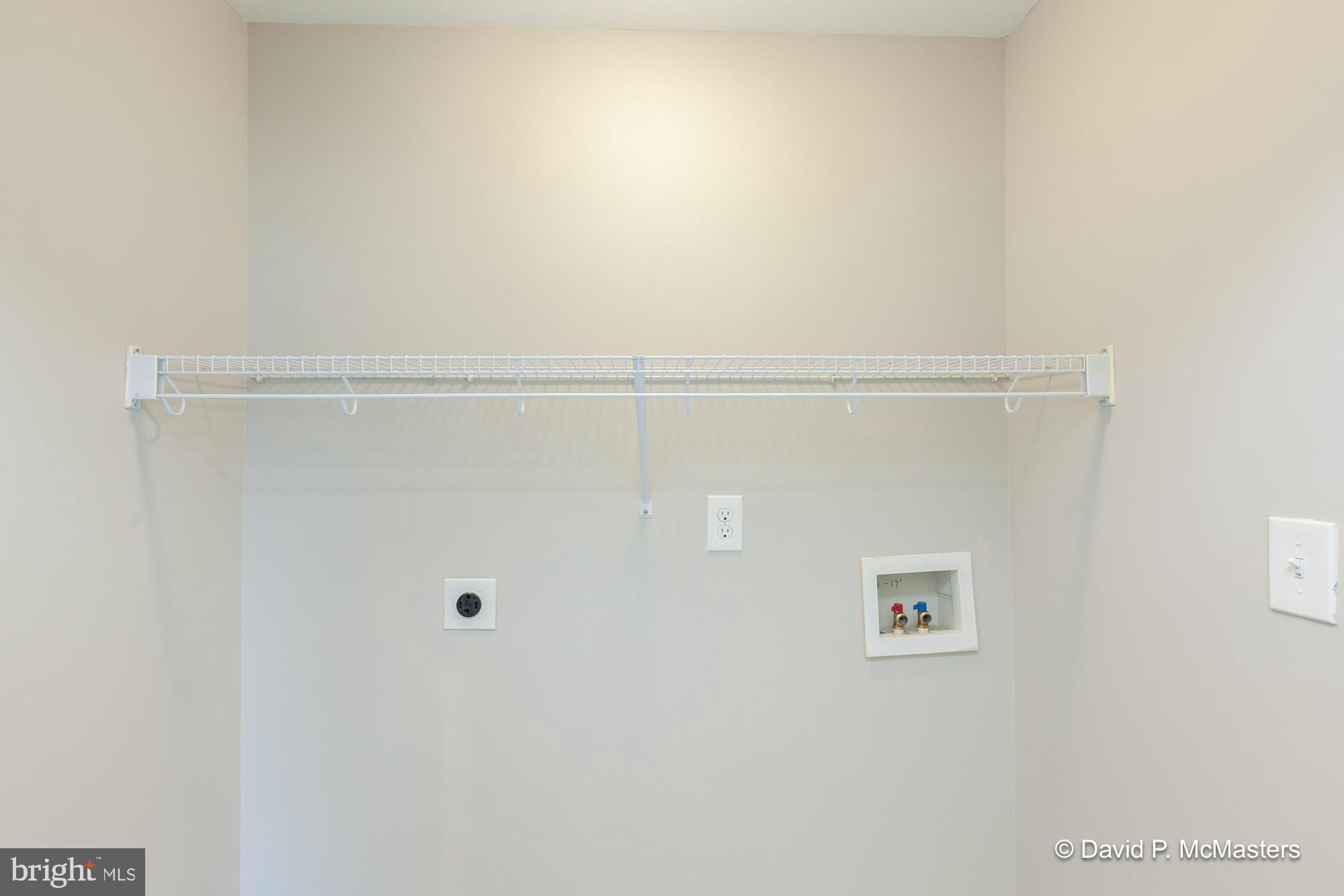 TOWNES OF RIDGEWAY - Residential