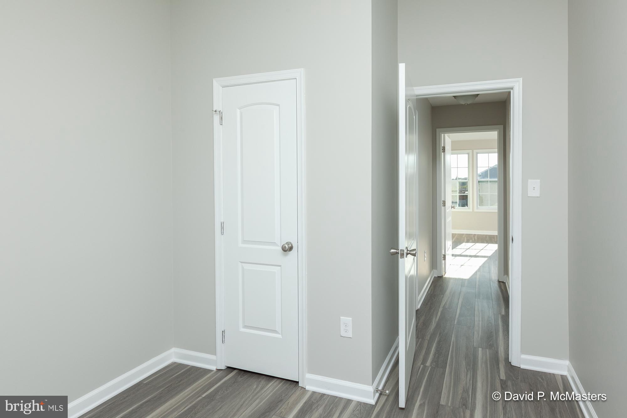 TOWNES OF RIDGEWAY - Residential