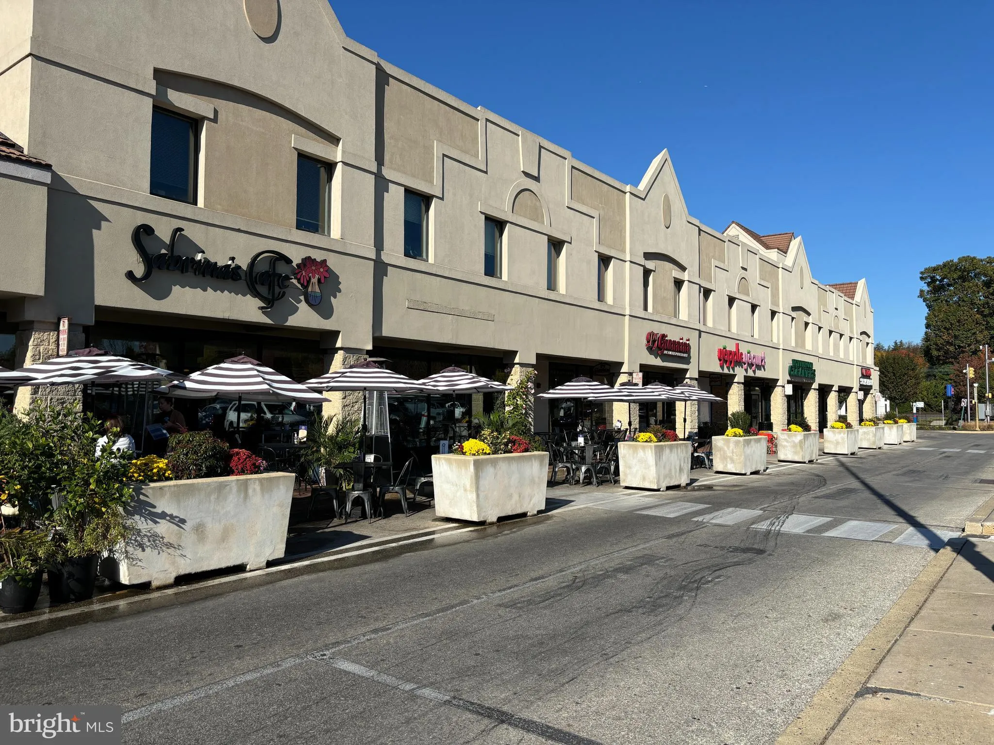 Wynnewood, Pennsylvania 19096, United States, 3 Bedrooms Bedrooms, ,2 BathroomsBathrooms,Residential,Pending,87918