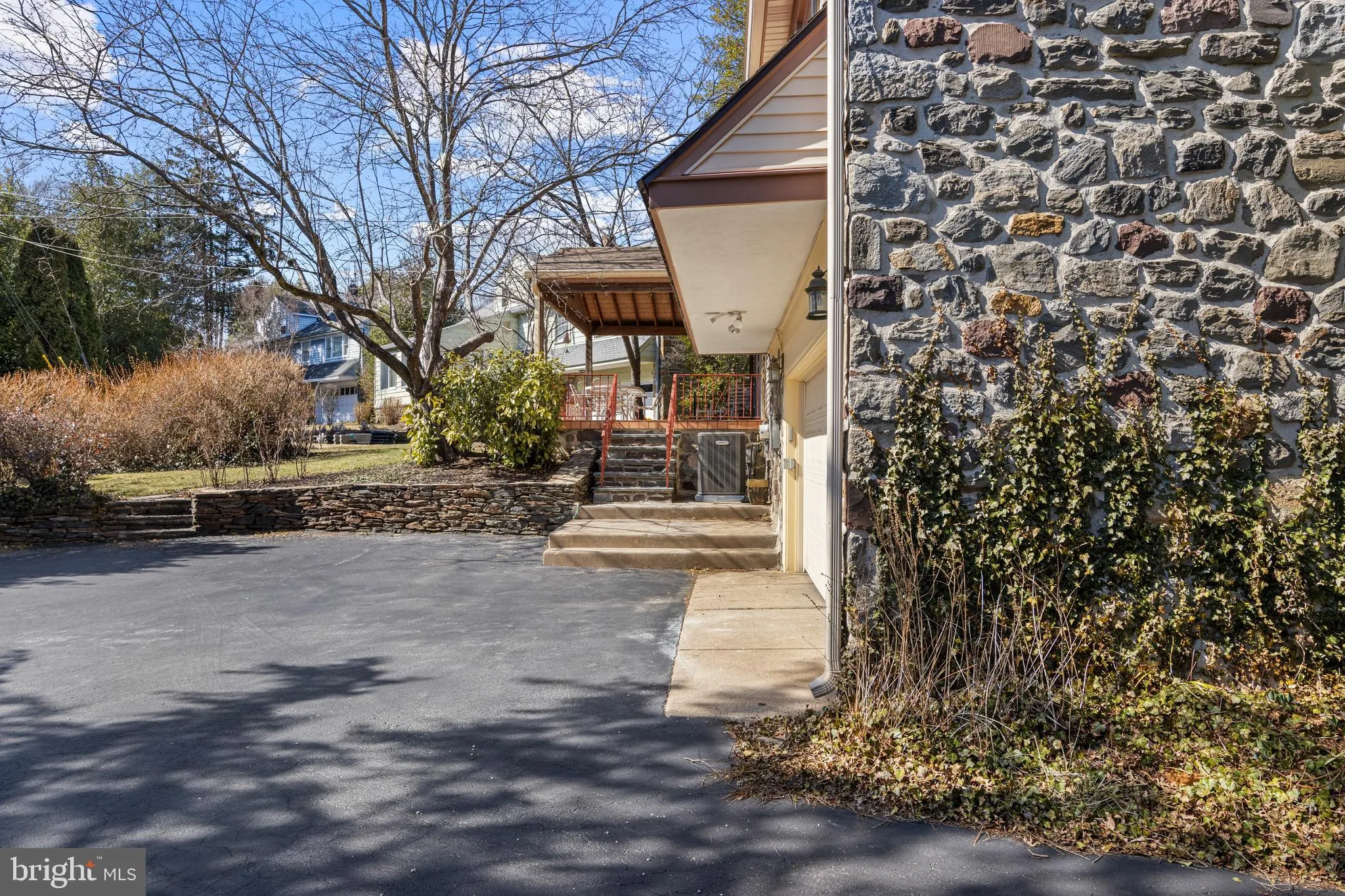 Wynnewood, Pennsylvania 19096, United States, 3 Bedrooms Bedrooms, ,2 BathroomsBathrooms,Residential,Pending,87918