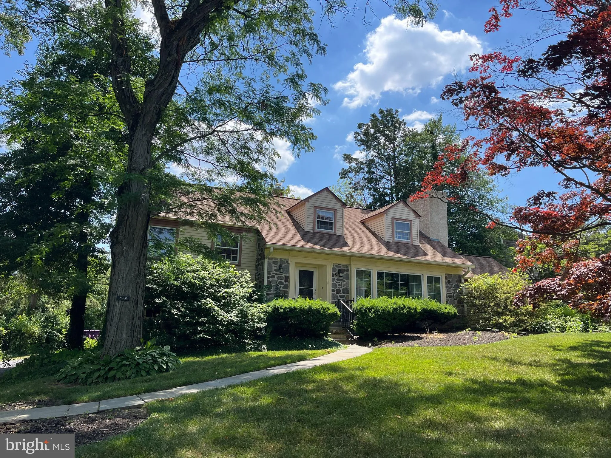 Wynnewood, Pennsylvania 19096, United States, 3 Bedrooms Bedrooms, ,2 BathroomsBathrooms,Residential,Pending,87918