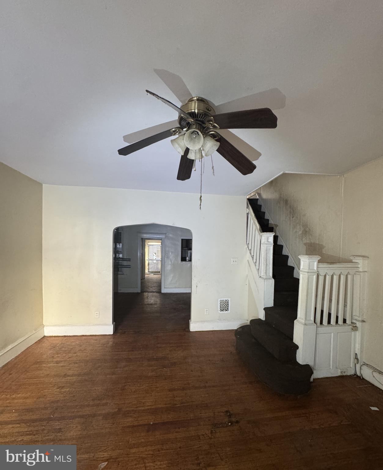 6056 DELANCEY STREET