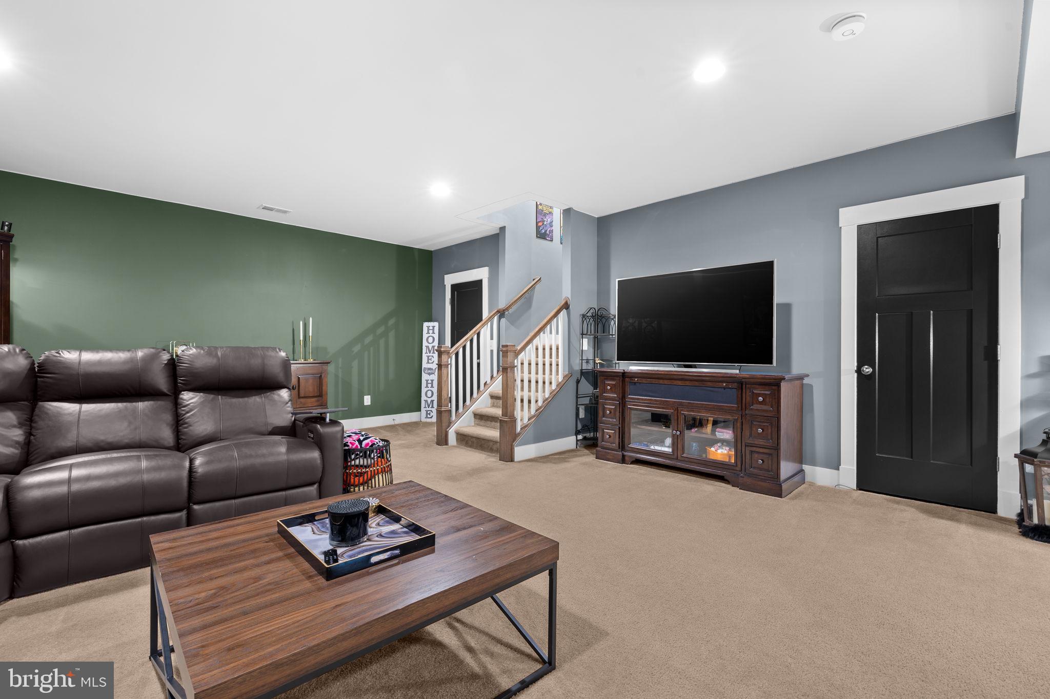 BROOKSIDE - Residential