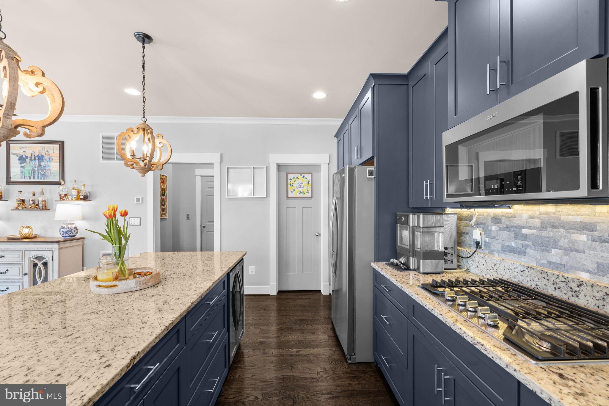 BROOKSIDE - Residential