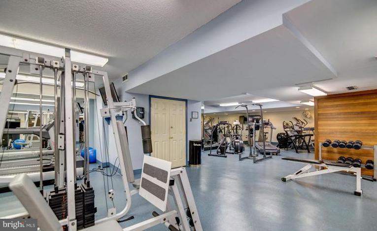 SKYLINE PLAZA - Residential Lease