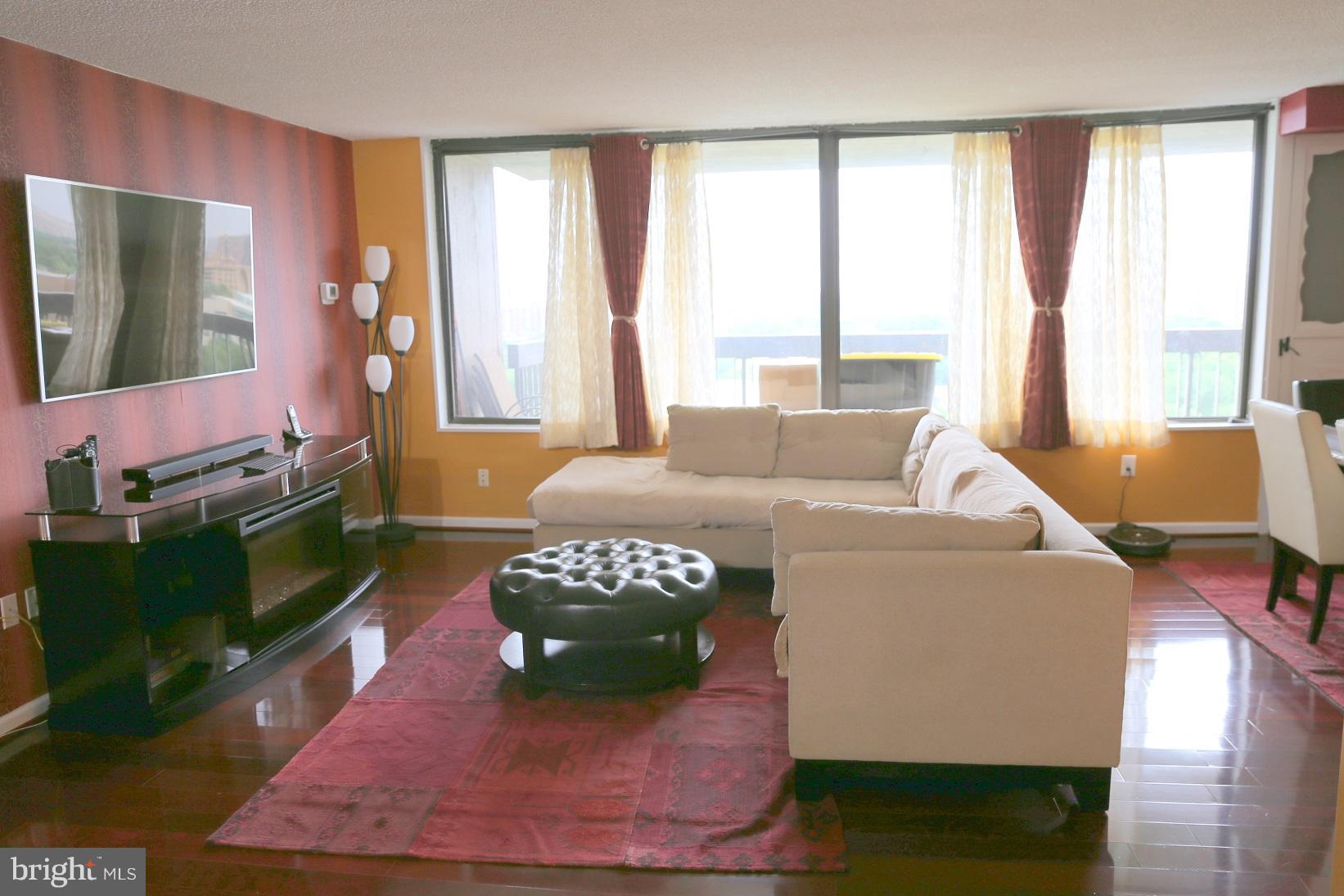 SKYLINE PLAZA - Residential Lease