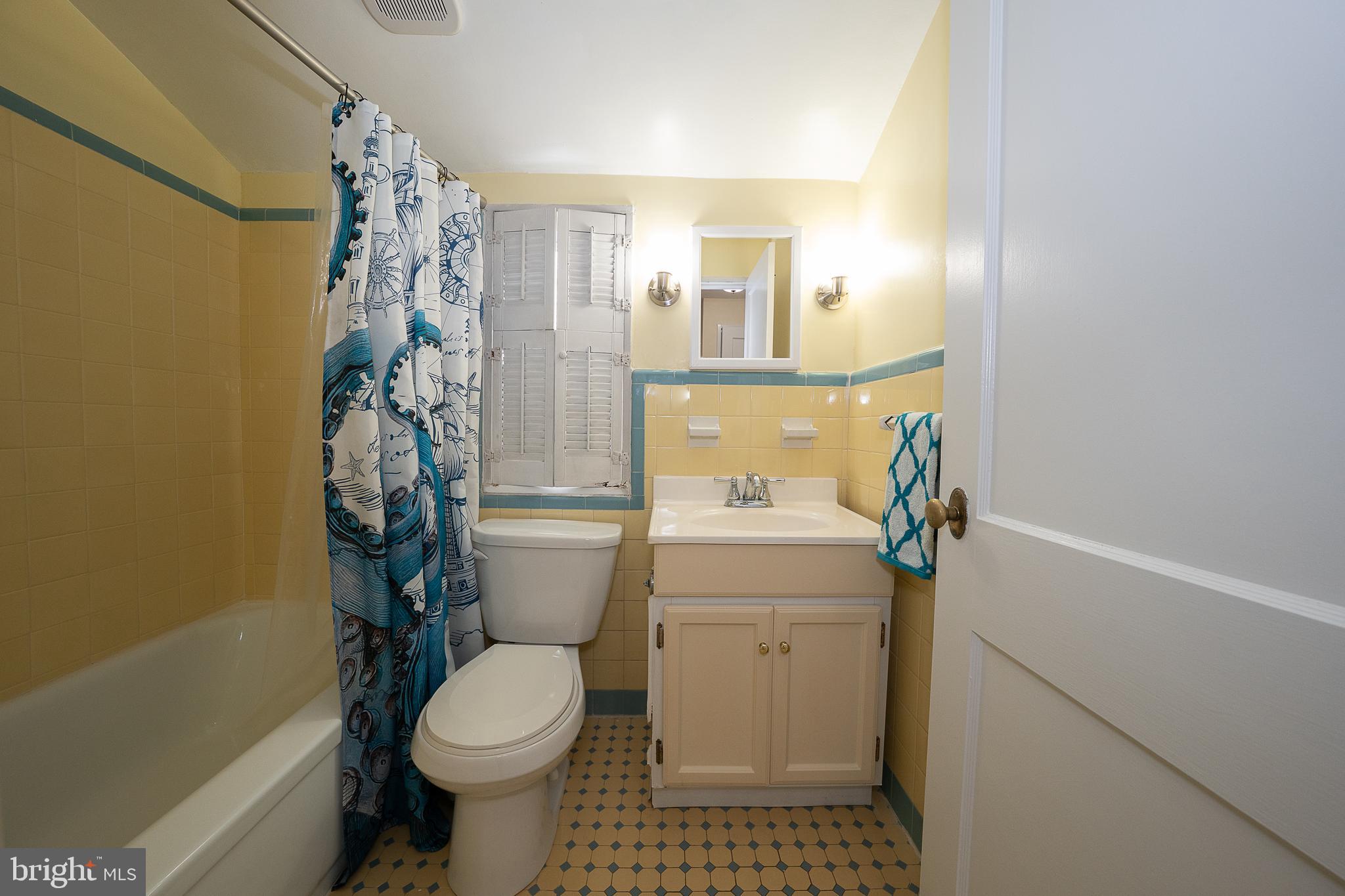 FLOURTOWN - Residential