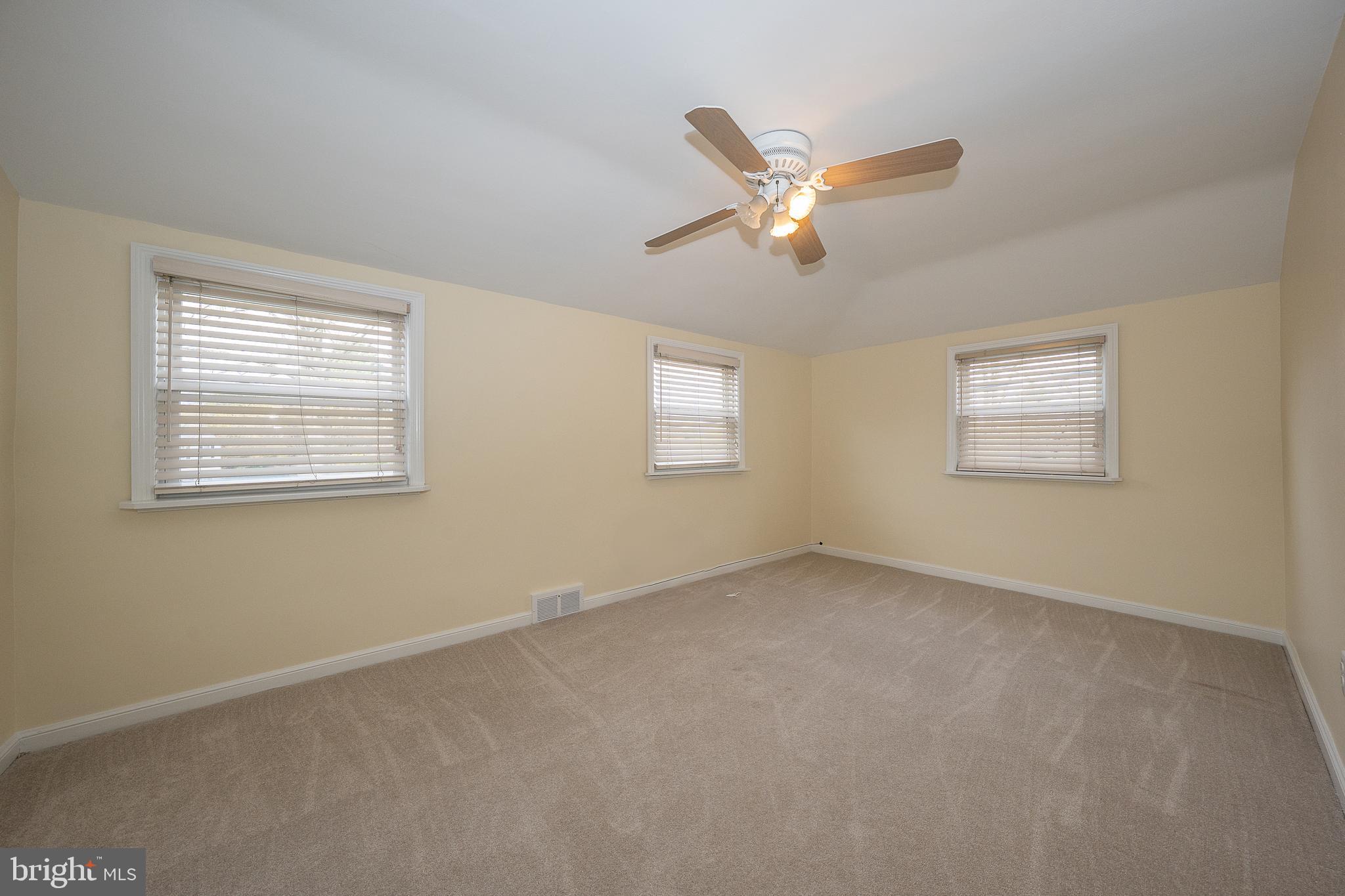 FLOURTOWN - Residential