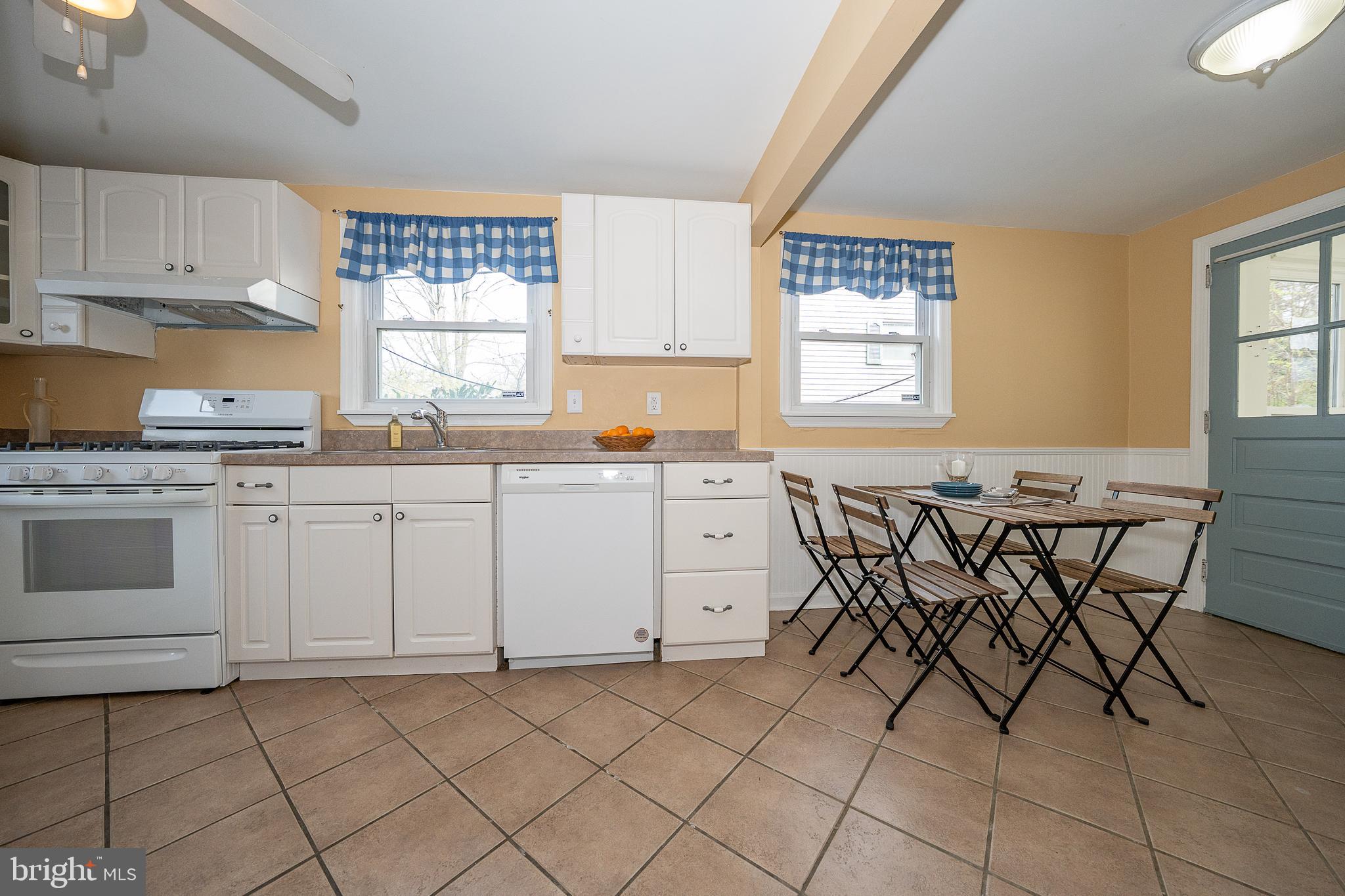 FLOURTOWN - Residential